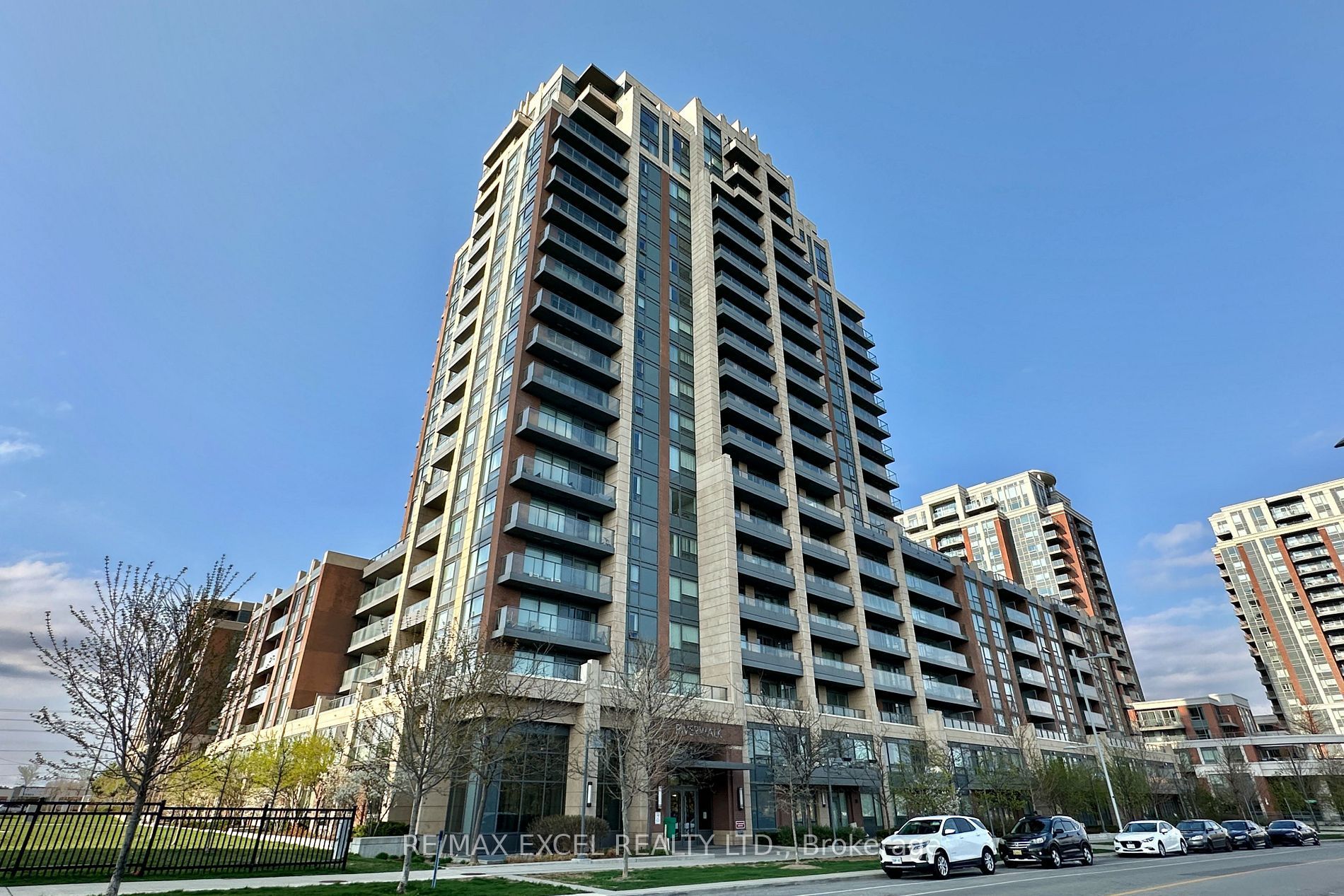 18 Uptown Drive 703, Markham, On L3r 5m5