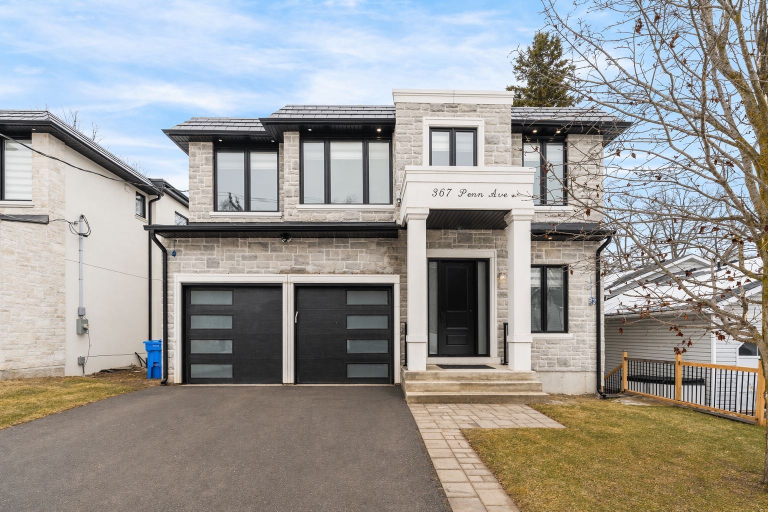 367 Penn Avenue, Newmarket, On L3y 2s7