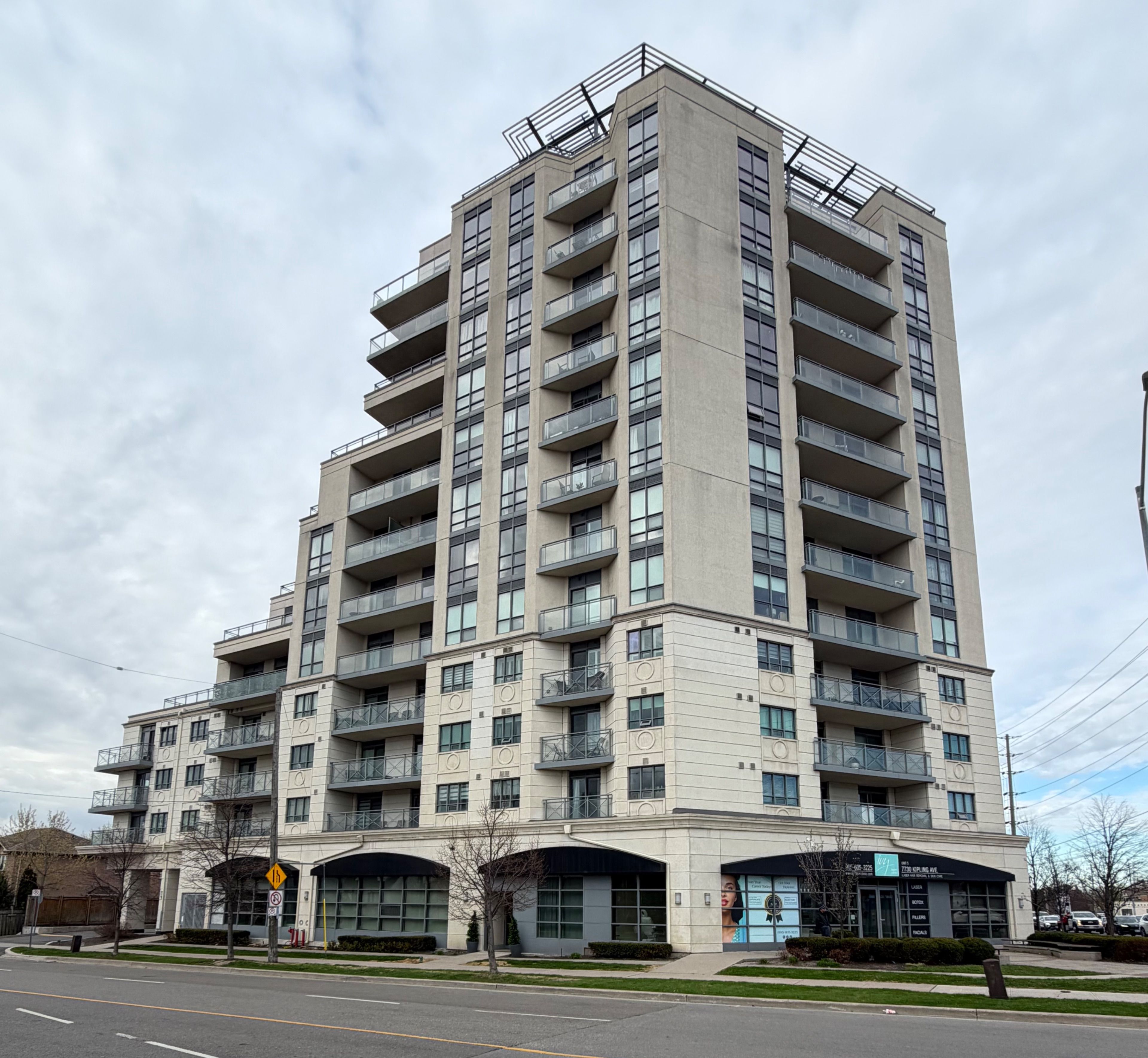 7730 Kipling Avenue 802, Vaughan, On L4l 1y9