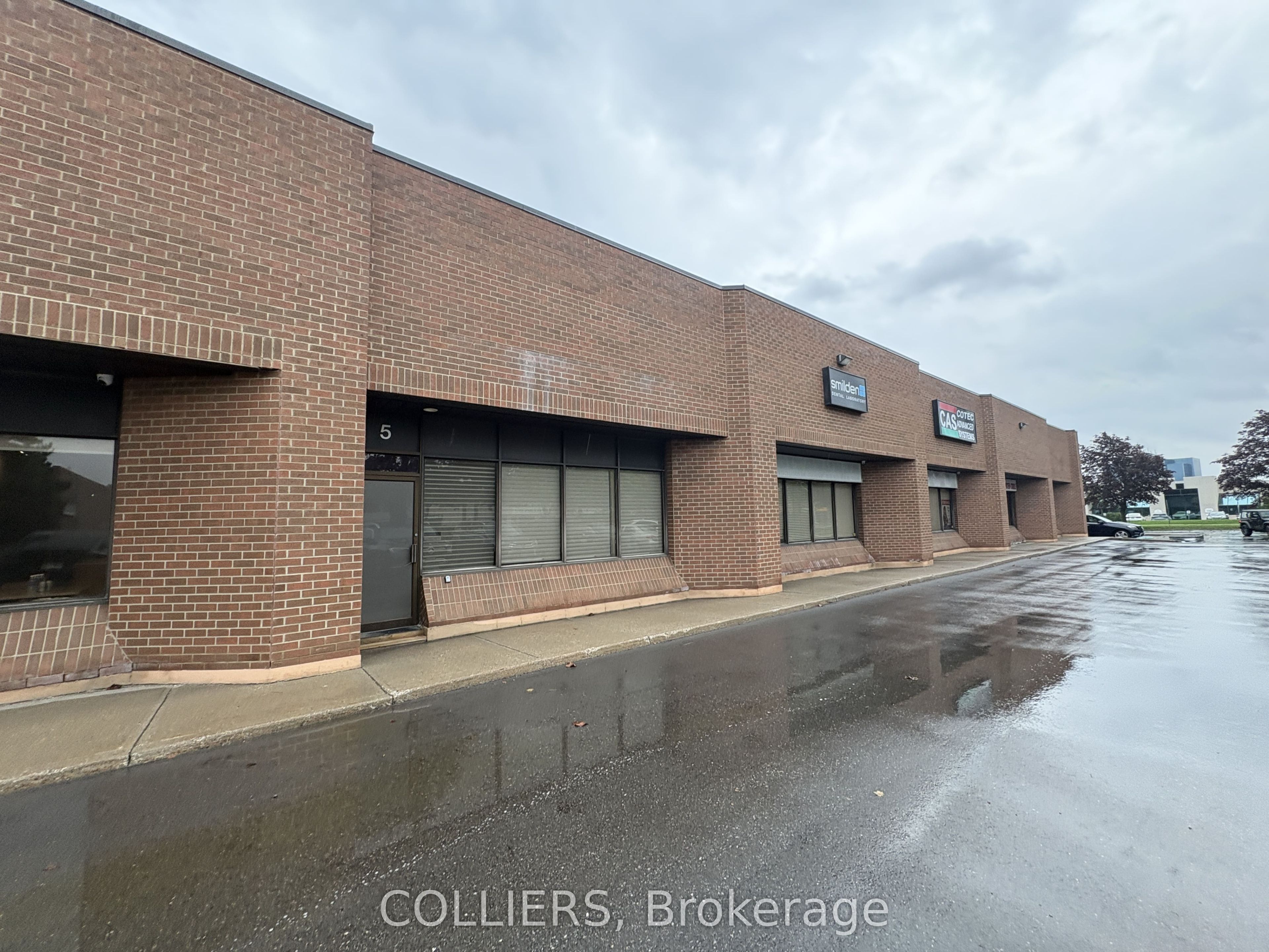 50 West Pearce Street 5, Richmond Hill, On L4b 1c5