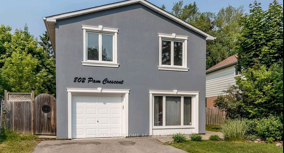 802 Pam Crescent, Newmarket, On L3y 5b6