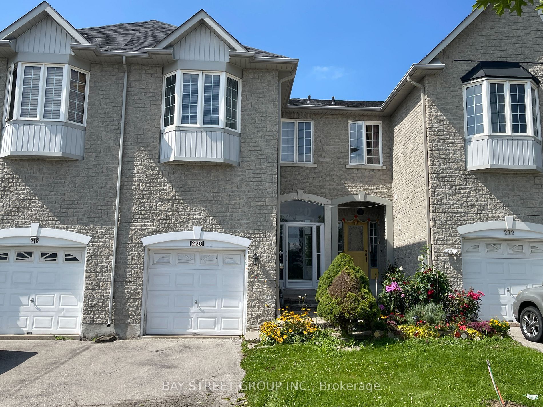 220 Yorkland Street, Richmond Hill, On L4s 1a2