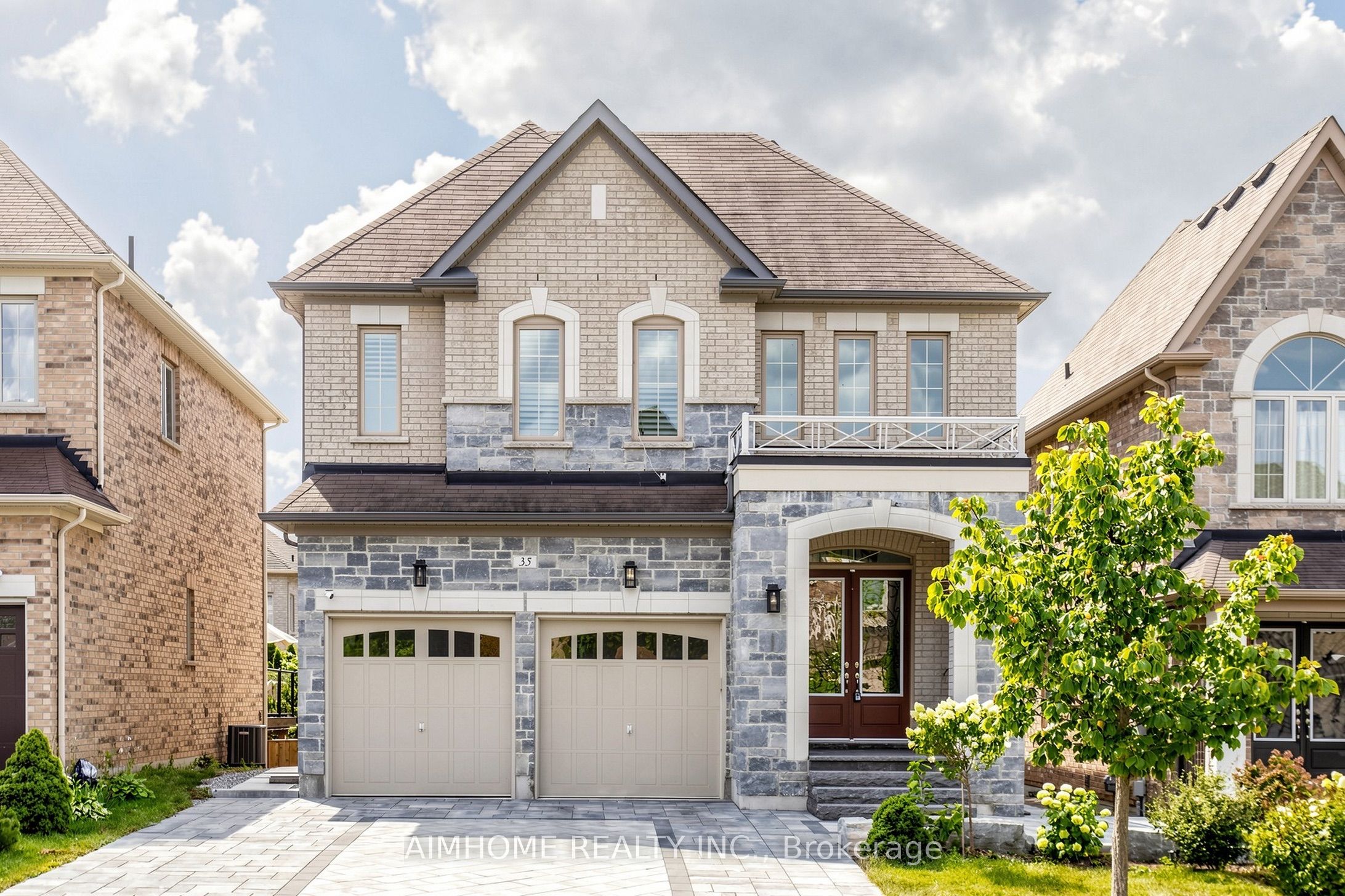35 Marbrook Street, Richmond Hill, On L4c 0y9