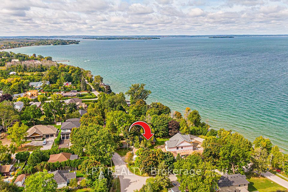 549 Lake Drive E, Georgina, On L0e 1s0