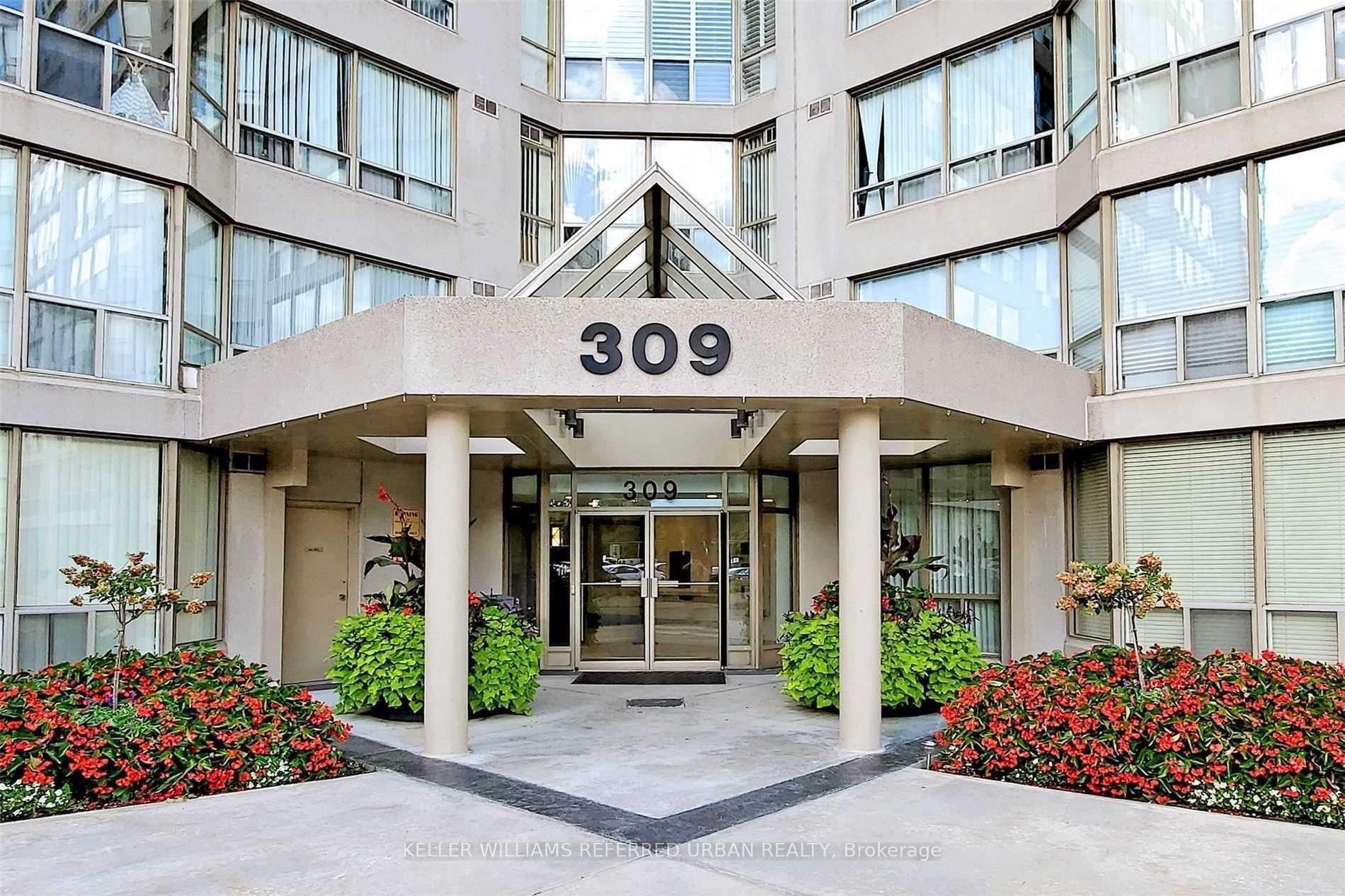 309 Major Mackenzie Drive E 420, Richmond Hill, On L4c 9v5