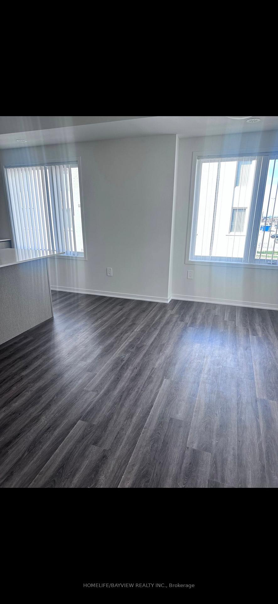 141 Honeycrisp Crescent 199, Vaughan, On L4k 5z8