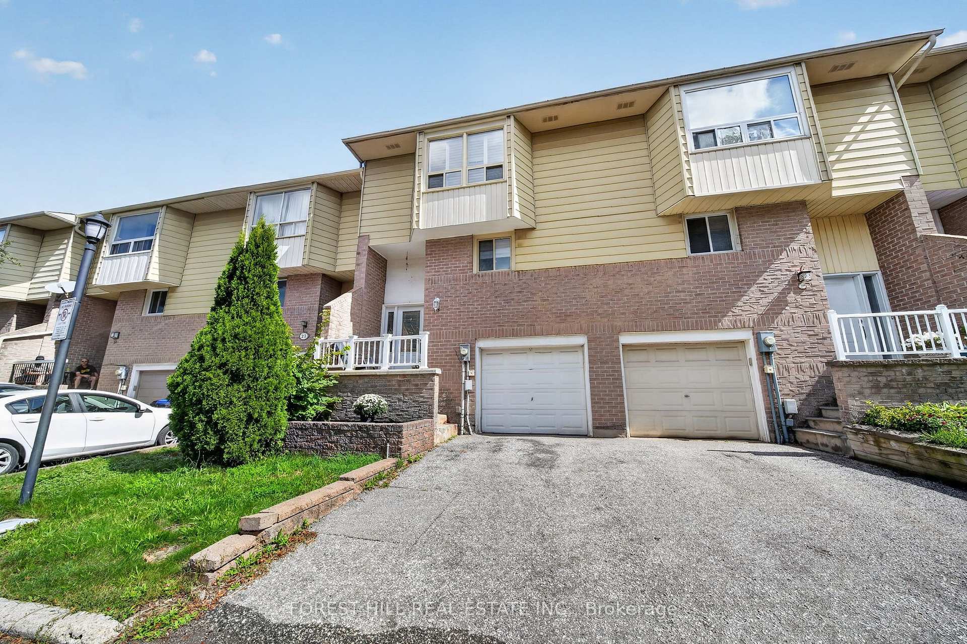 25 Deer Run Crescent 9, Bradford West Gwillimbury, On L3z 1n1
