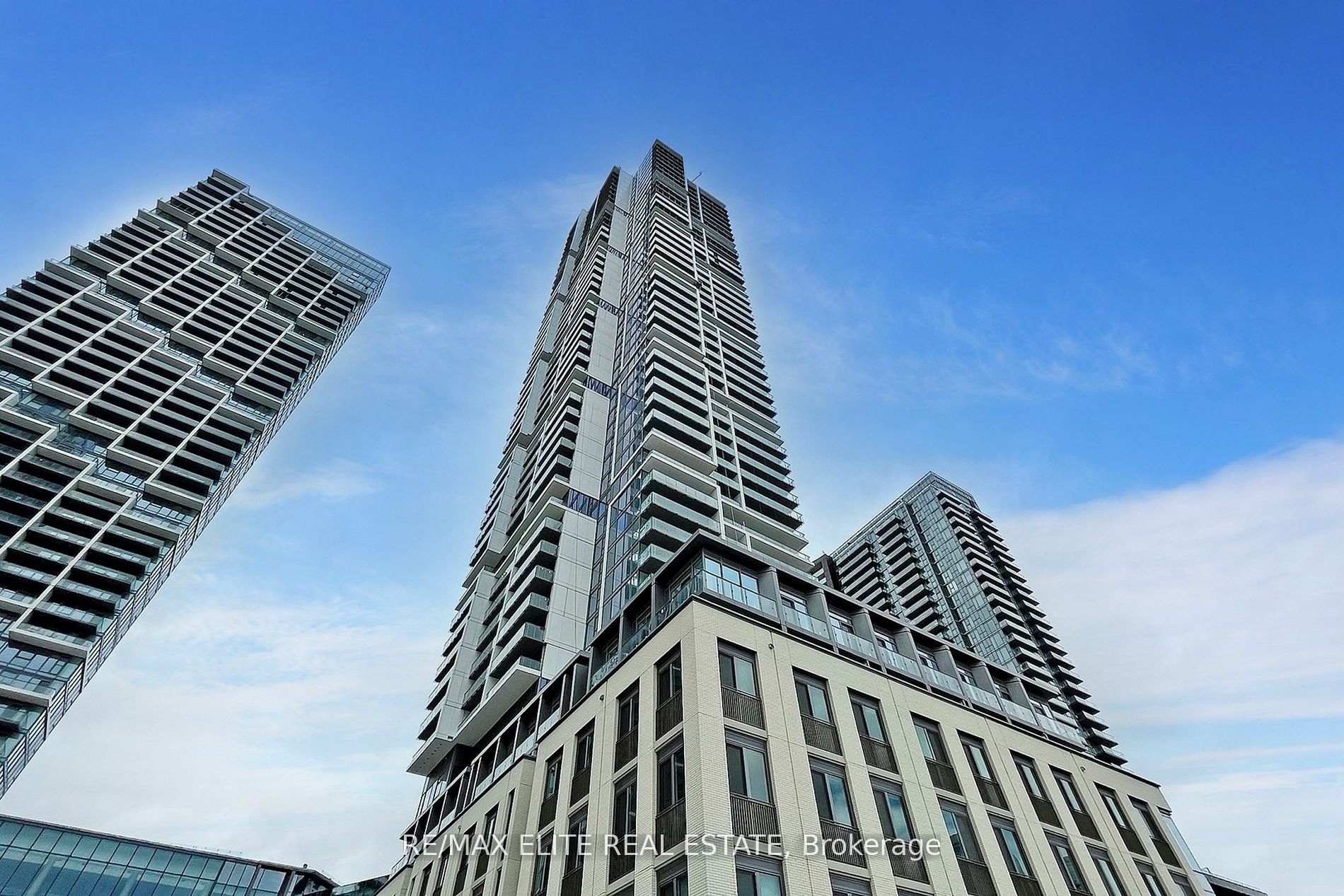7890 Jane Street 4806, Vaughan, On L4k 0l1