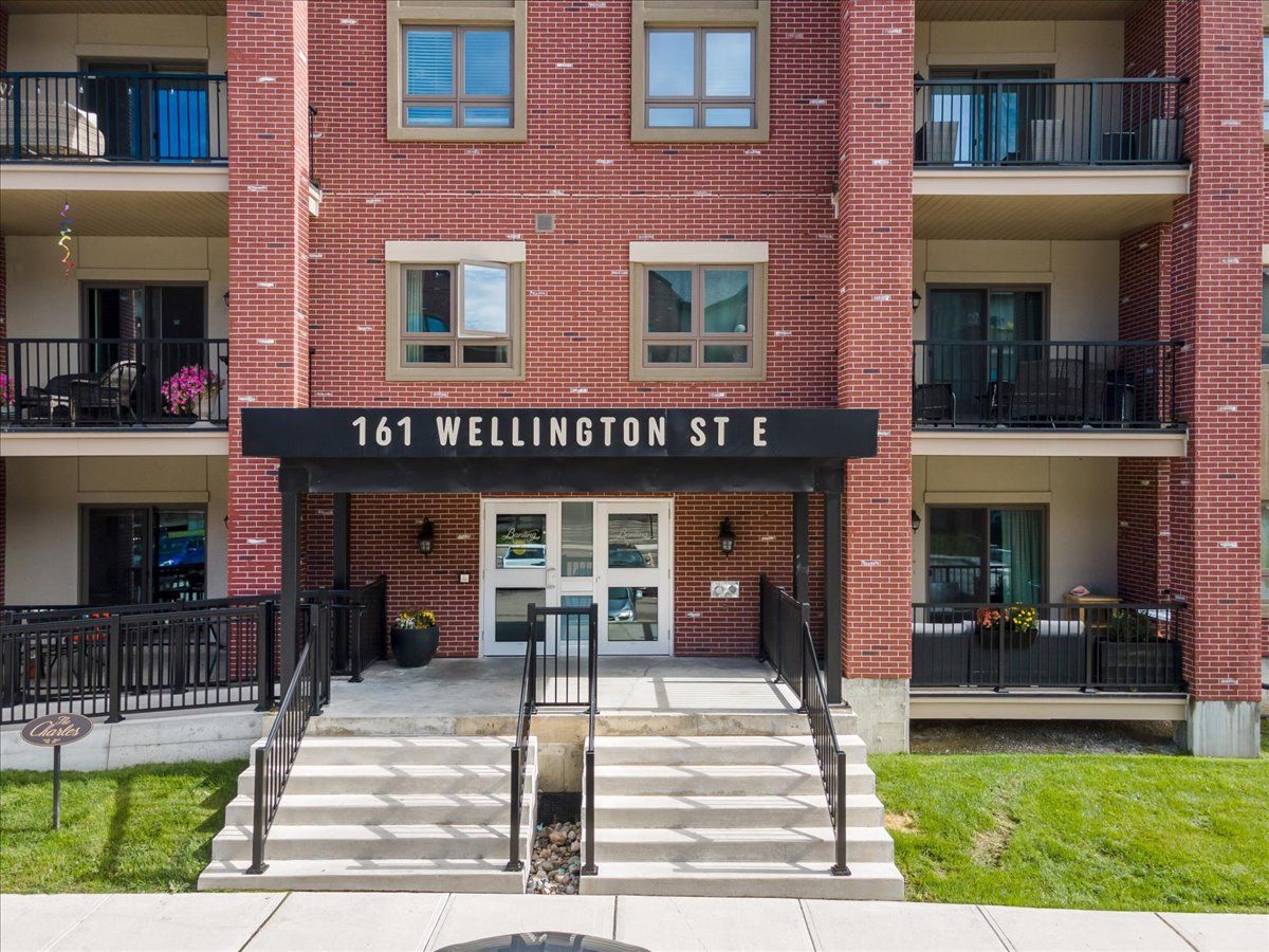 161 Wellington Street E 304, New Tecumseth, On L9r 0r8