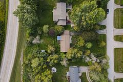 33 Minonen Road, Georgina, On L0c 1l0