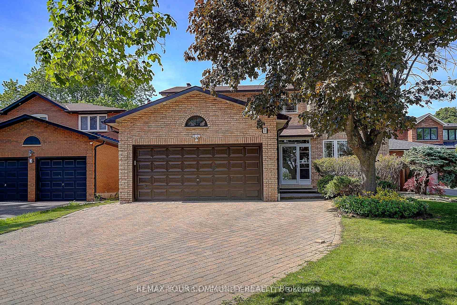 1 Evergreen Crescent, Markham, On L3t 5v8