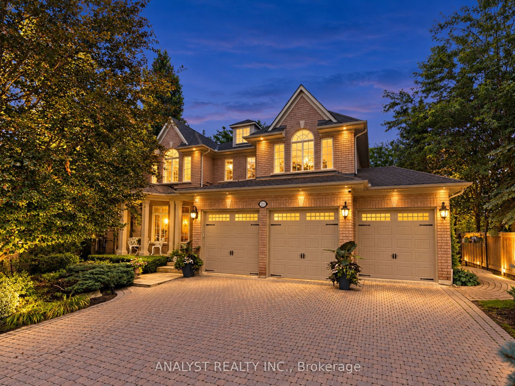 21 Capner Court, Vaughan, On L0j 1c0