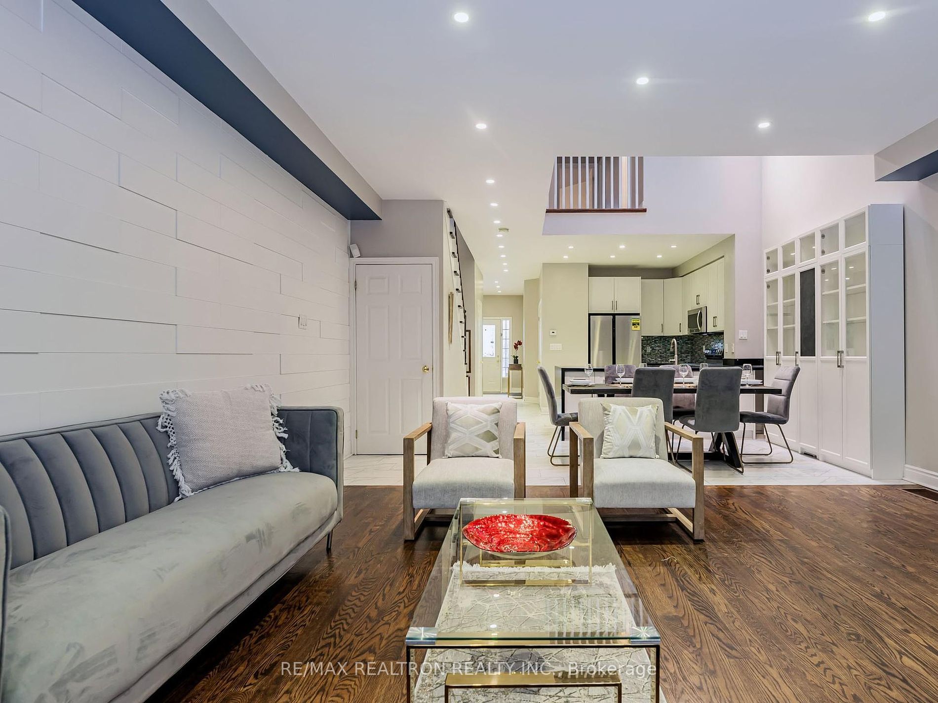 224 Yorkland Street, Richmond Hill, On L4s 1a2