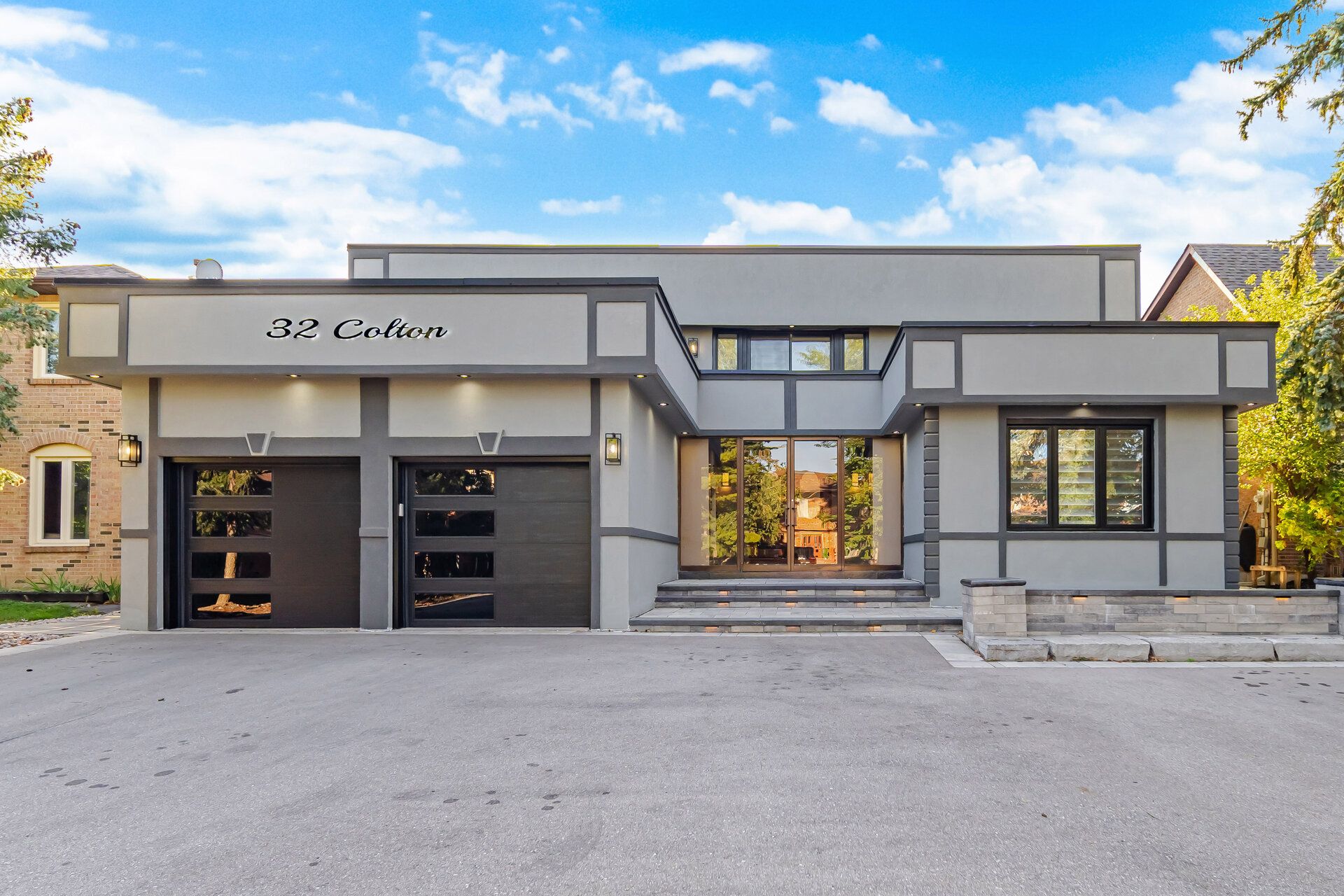 32 Colton Crescent S, Vaughan, On L4l 3l7