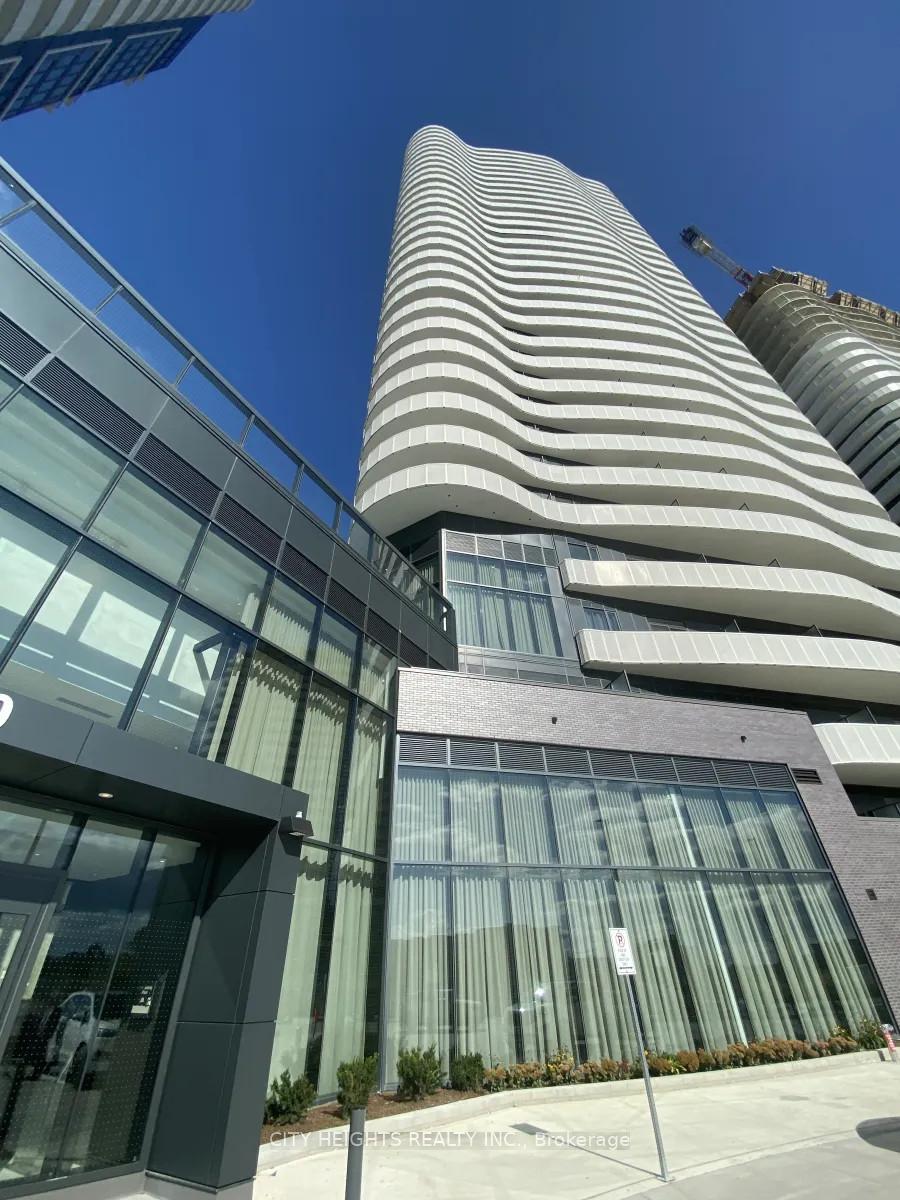 7082 Islington Avenue 1909, Vaughan, On L4l 1v8