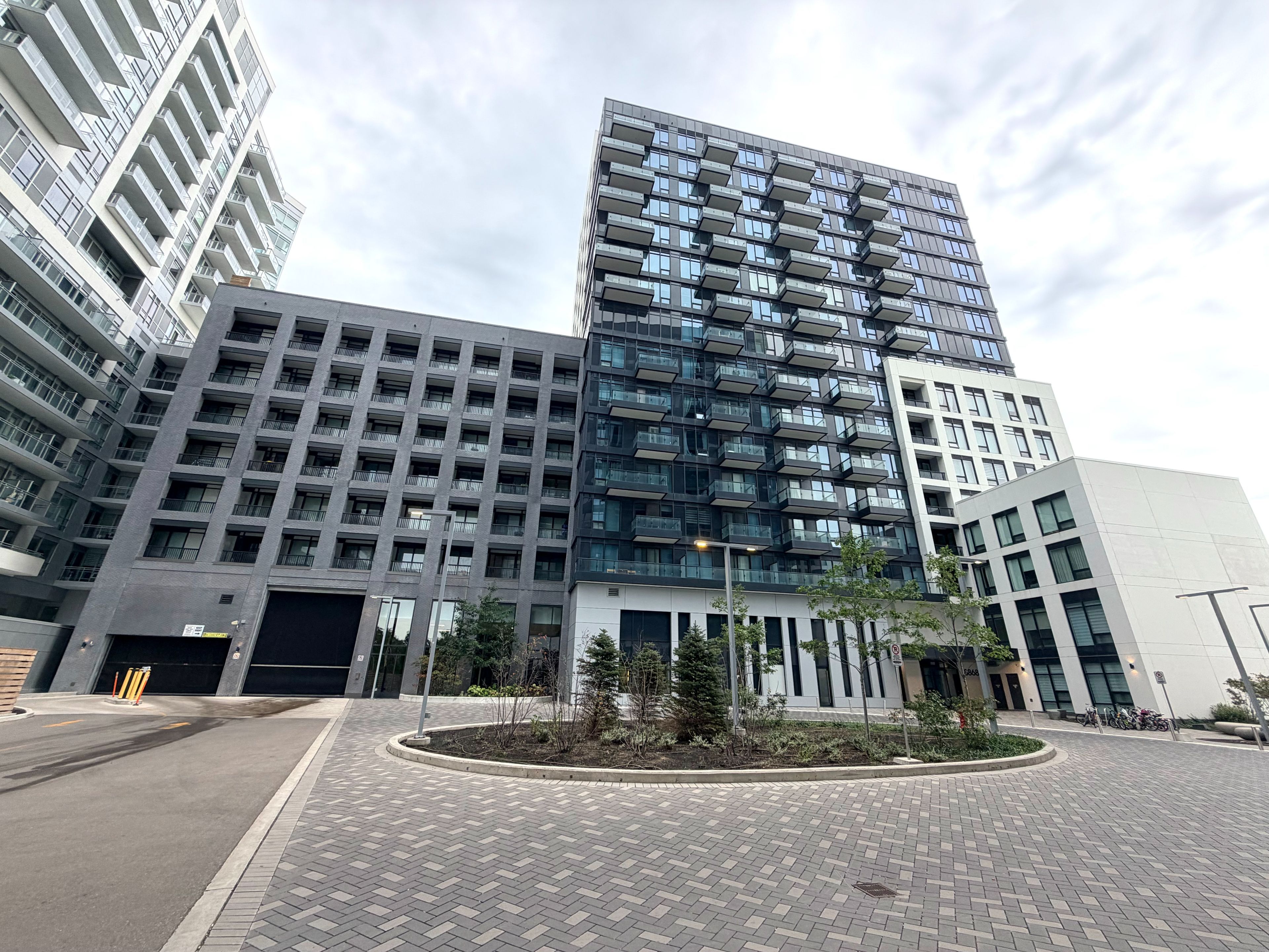 8868 Yonge Street 809e, Richmond Hill, On L4c 1z8