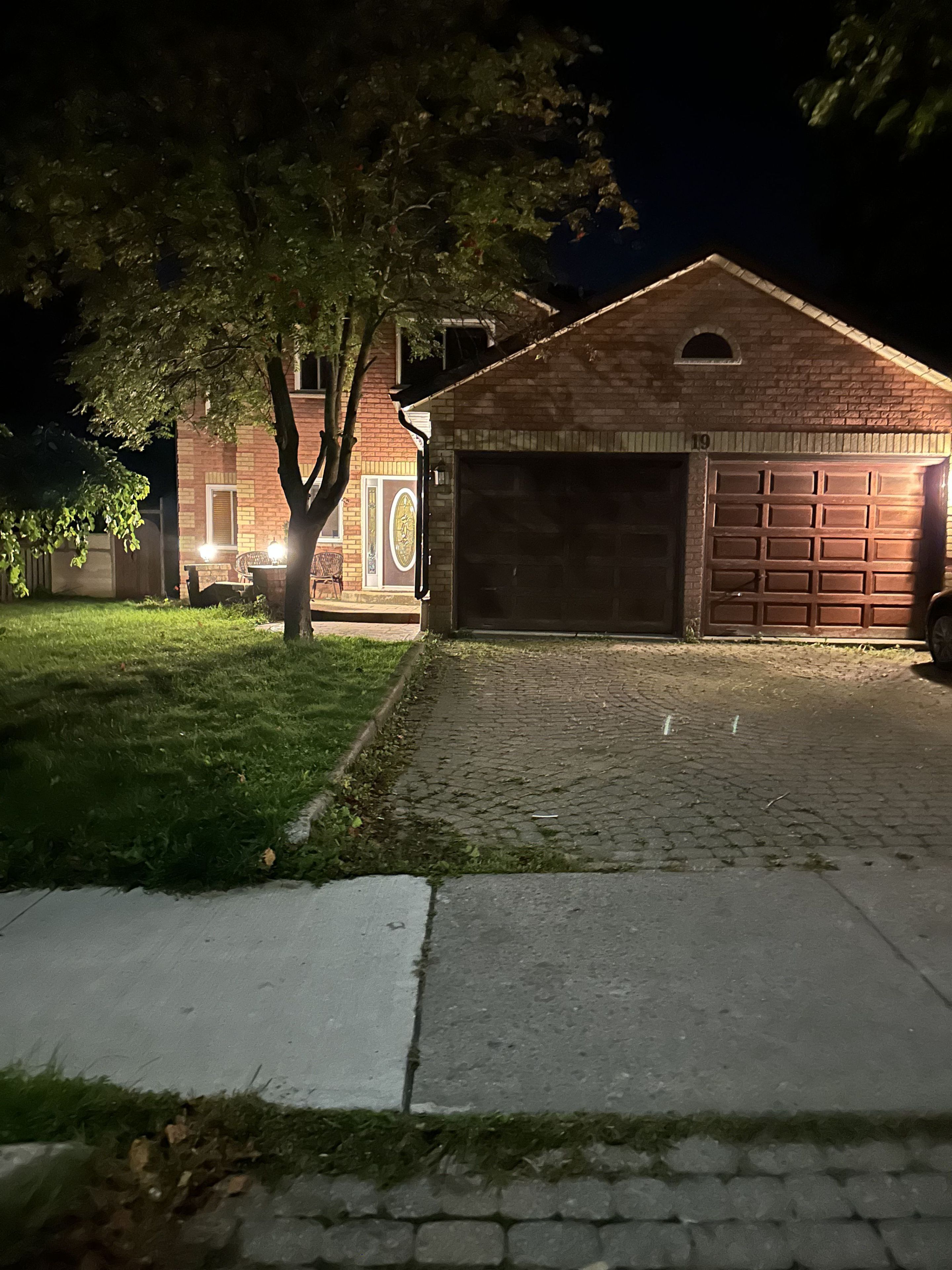 19 Magani Avenue, Bradford West Gwillimbury, On L3z 2s8