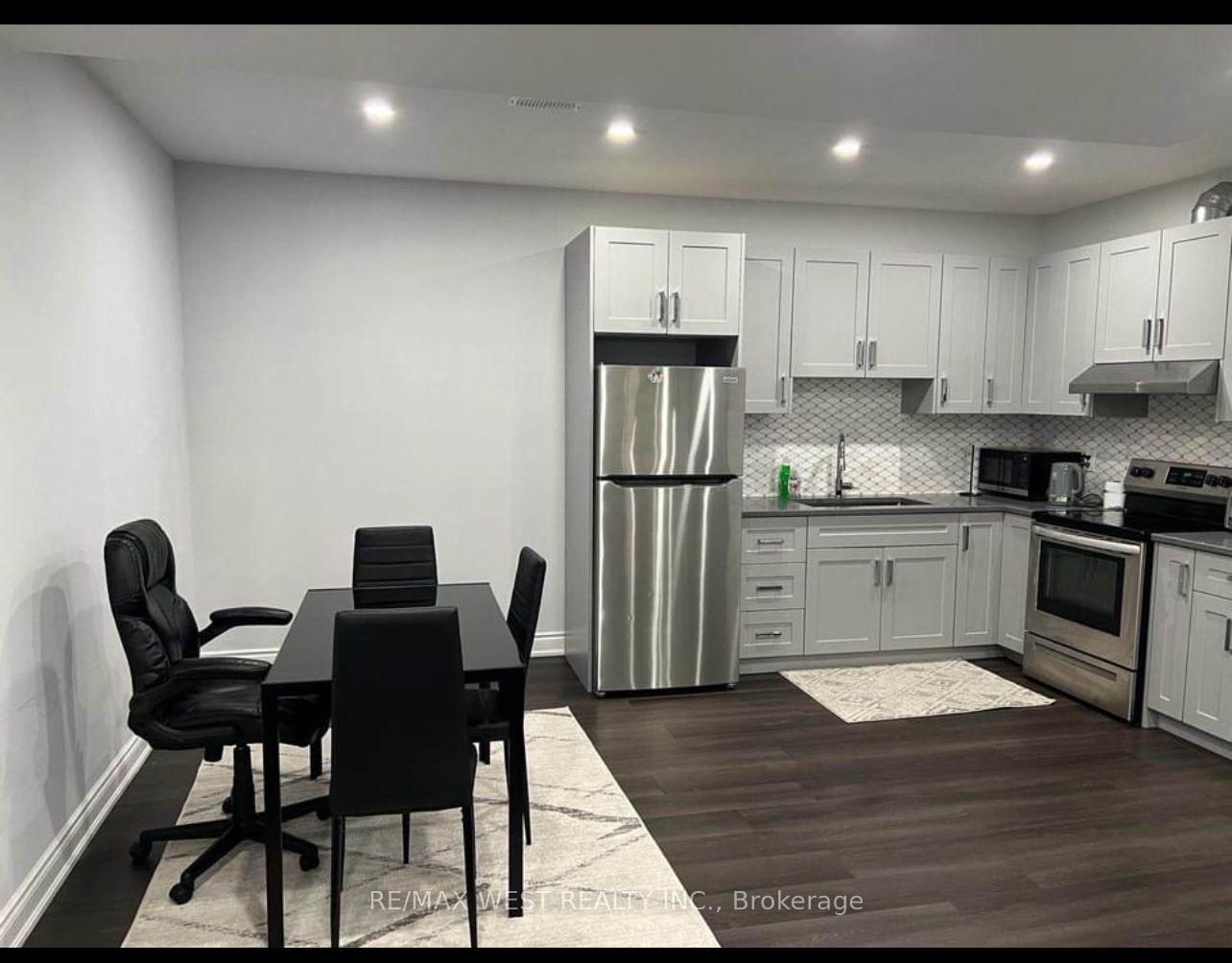 121 Appleyard Avenue, Vaughan, On L4h 3n5