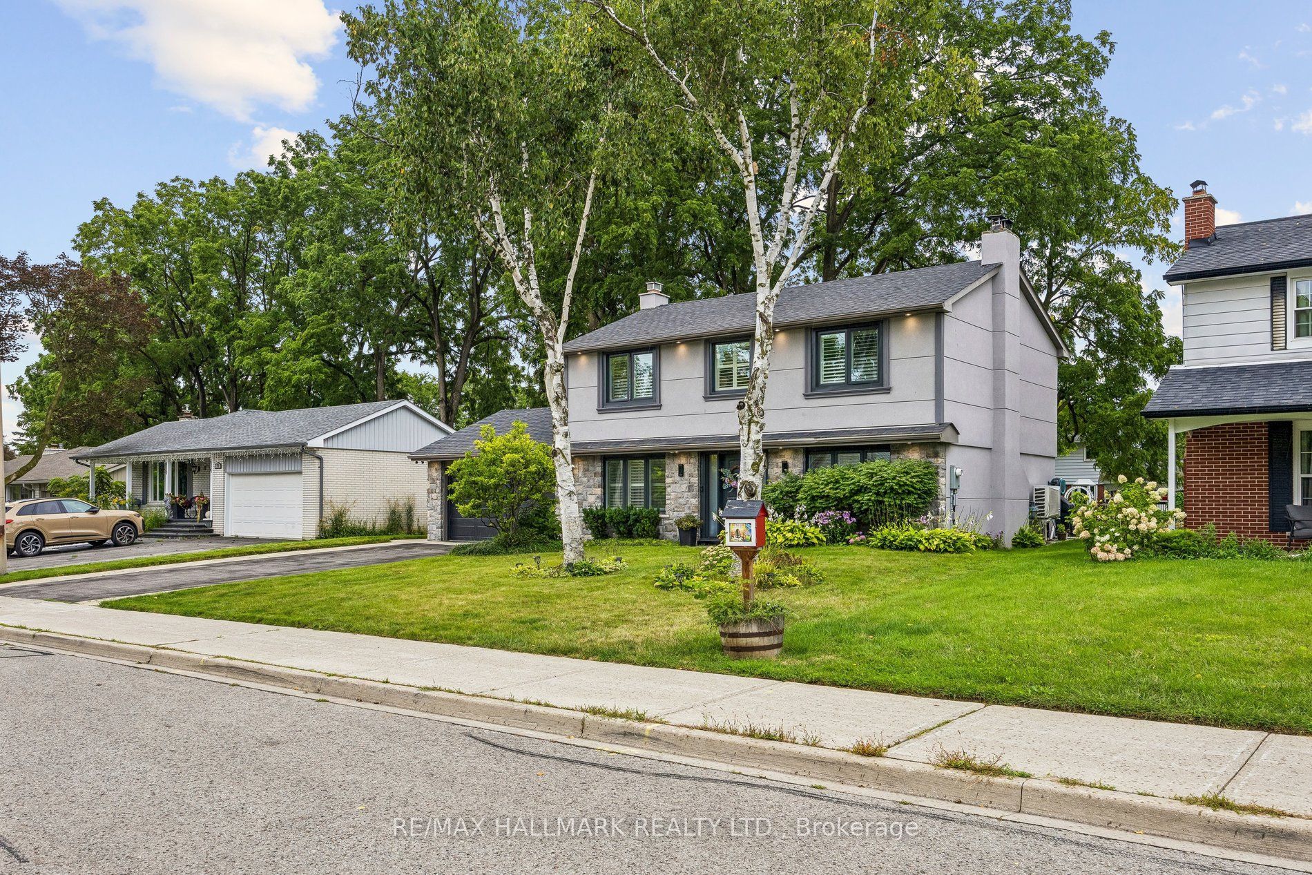 69 Nisbet Drive, Aurora, On L4g 2k6