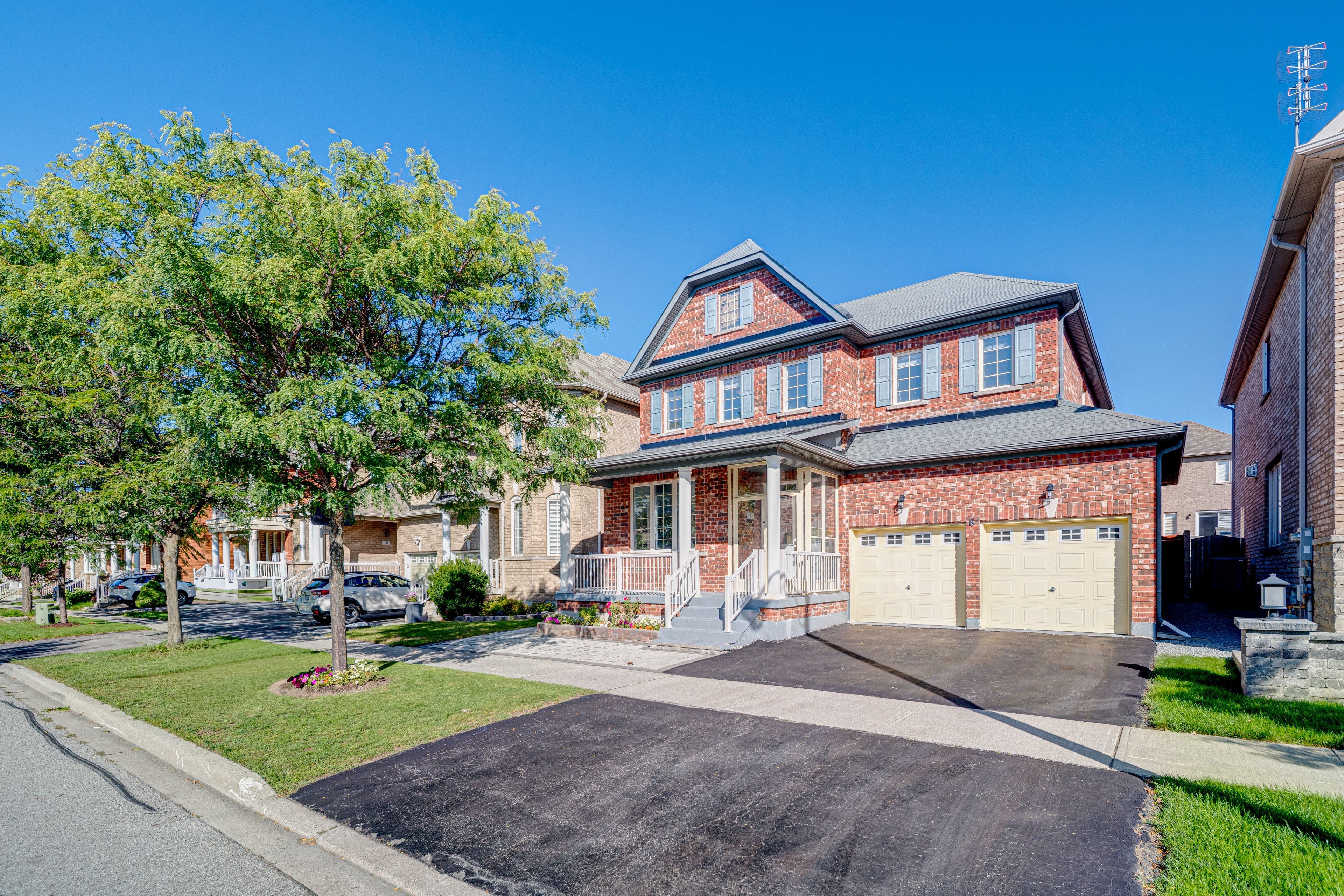 6 Sisina Avenue, Markham, On L6c 0h6