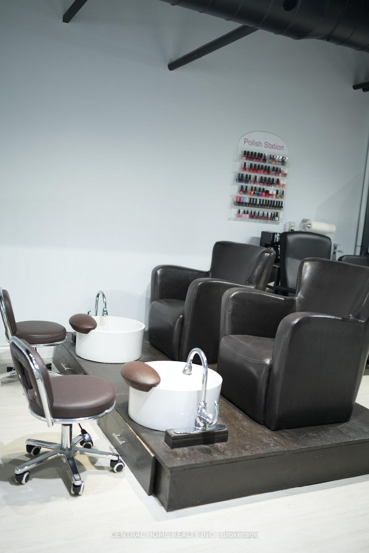 11685 Yonge Street B104, Richmond Hill, On L4e 0k7