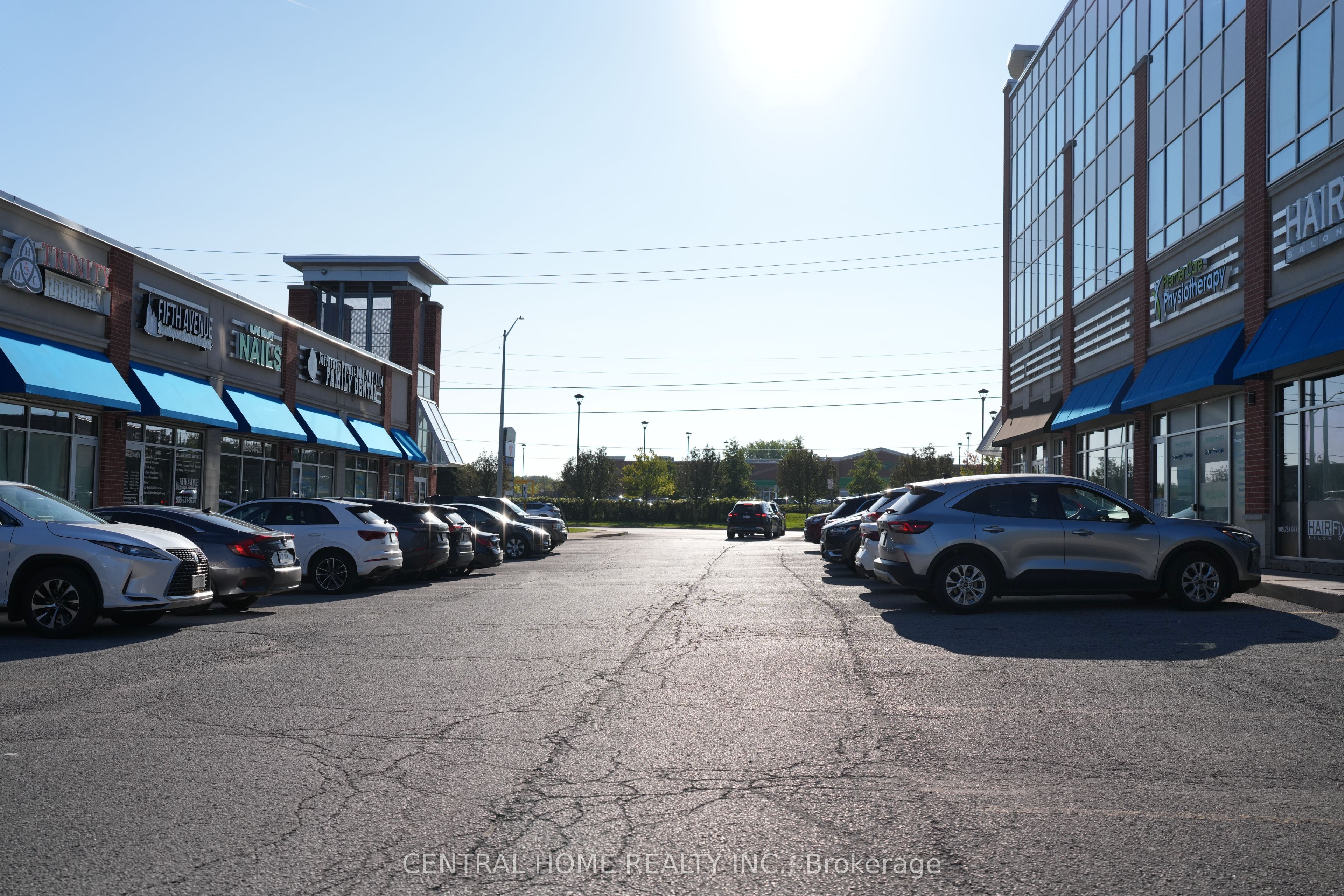 11685 Yonge Street B104, Richmond Hill, On L4e 0k7