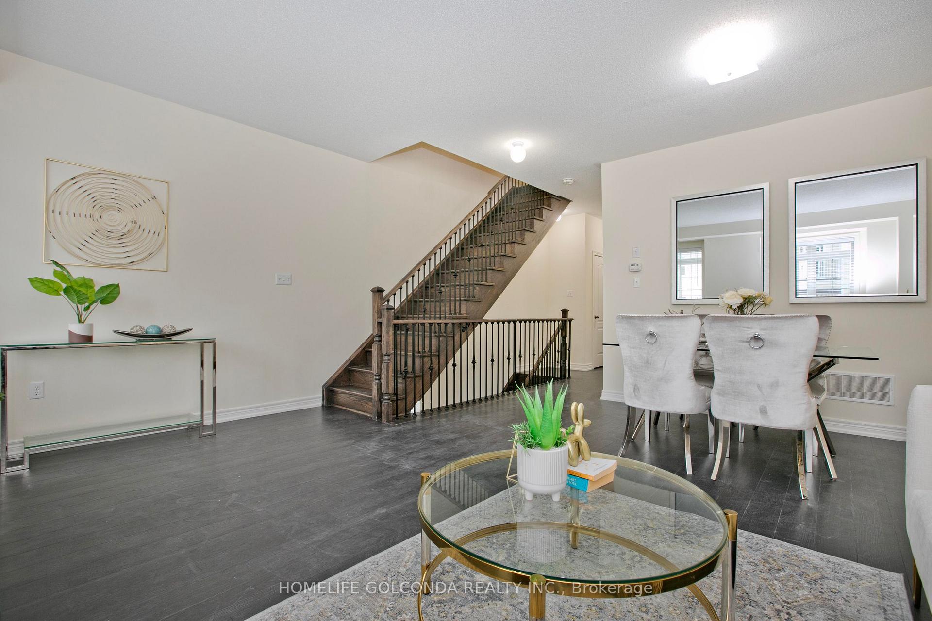 14 Fanny Grove Way 138, Markham, On L6e 0t6