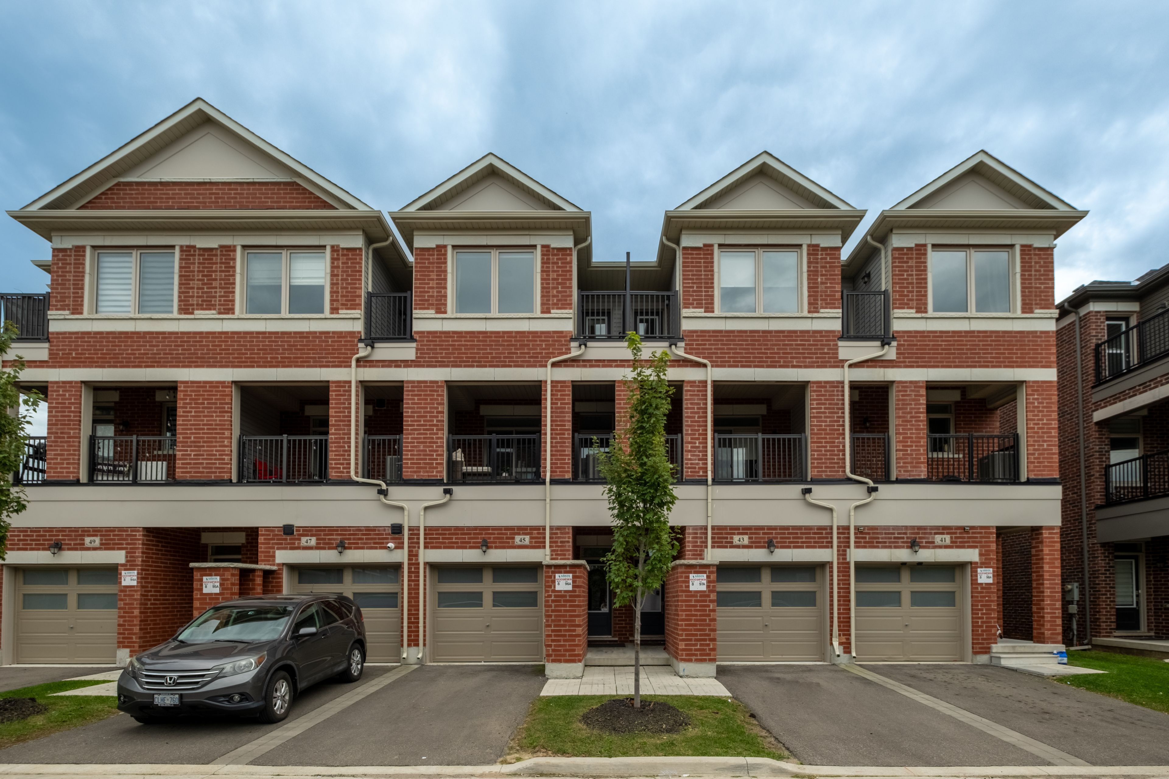 45 Carneros Way N, Markham, On L6b 1r2