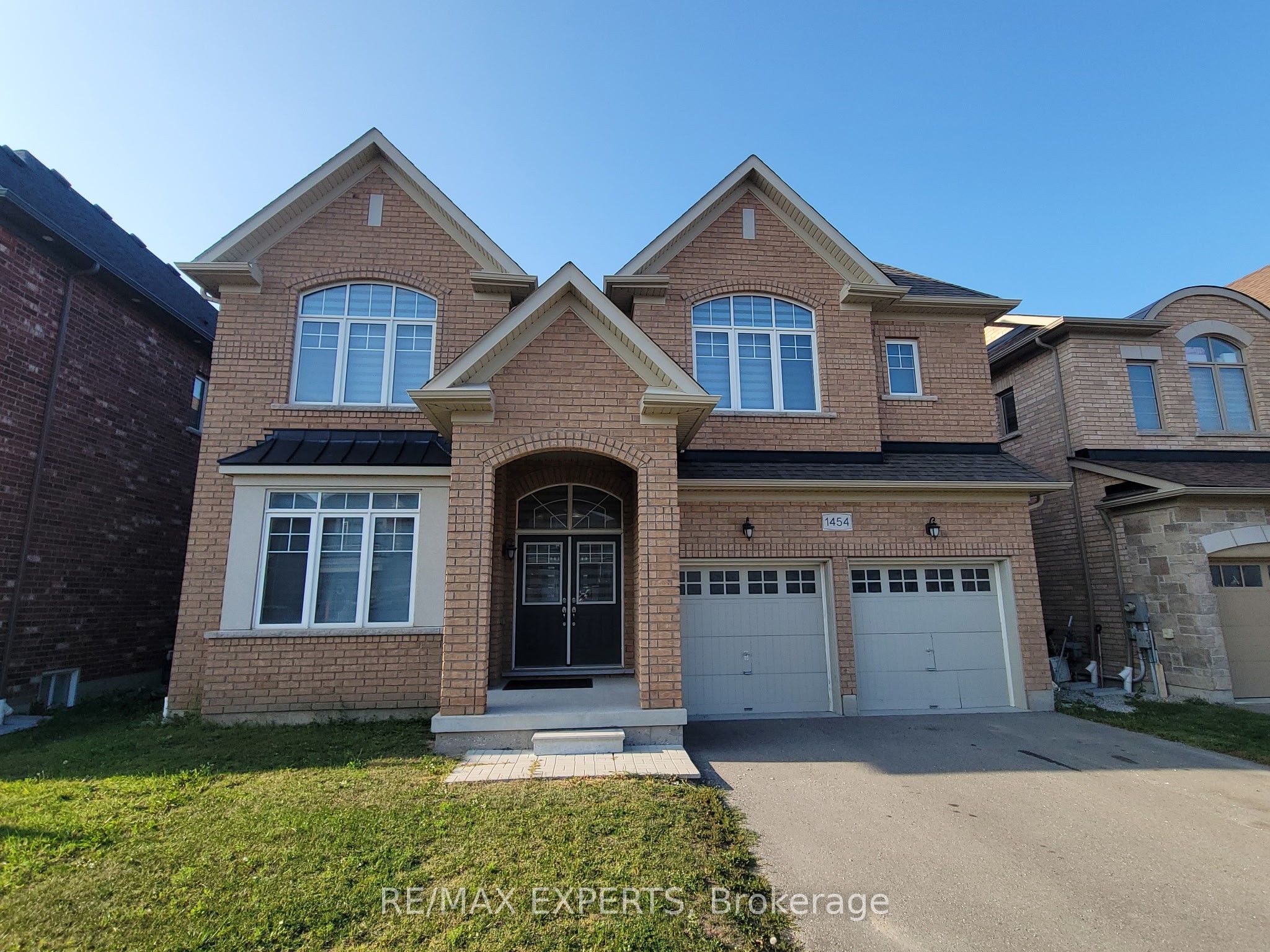 1454 Tomkins Road, Innisfil, On L9s 0m8