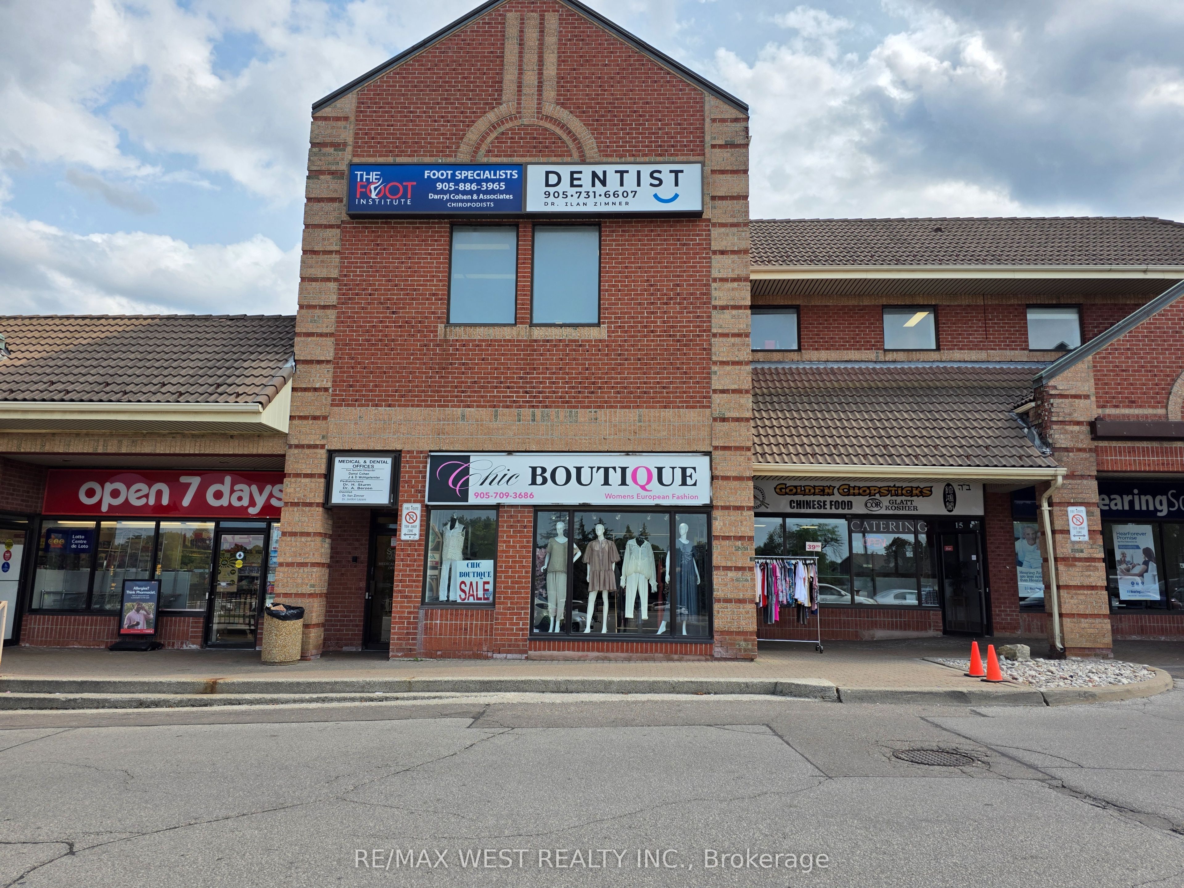 441 Clark Avenue W 16a, Vaughan, On L4j 6w7
