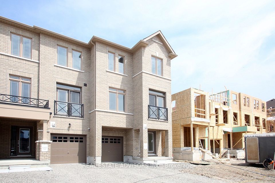12 Elgin Court, Bradford West Gwillimbury, On L3z 4h7
