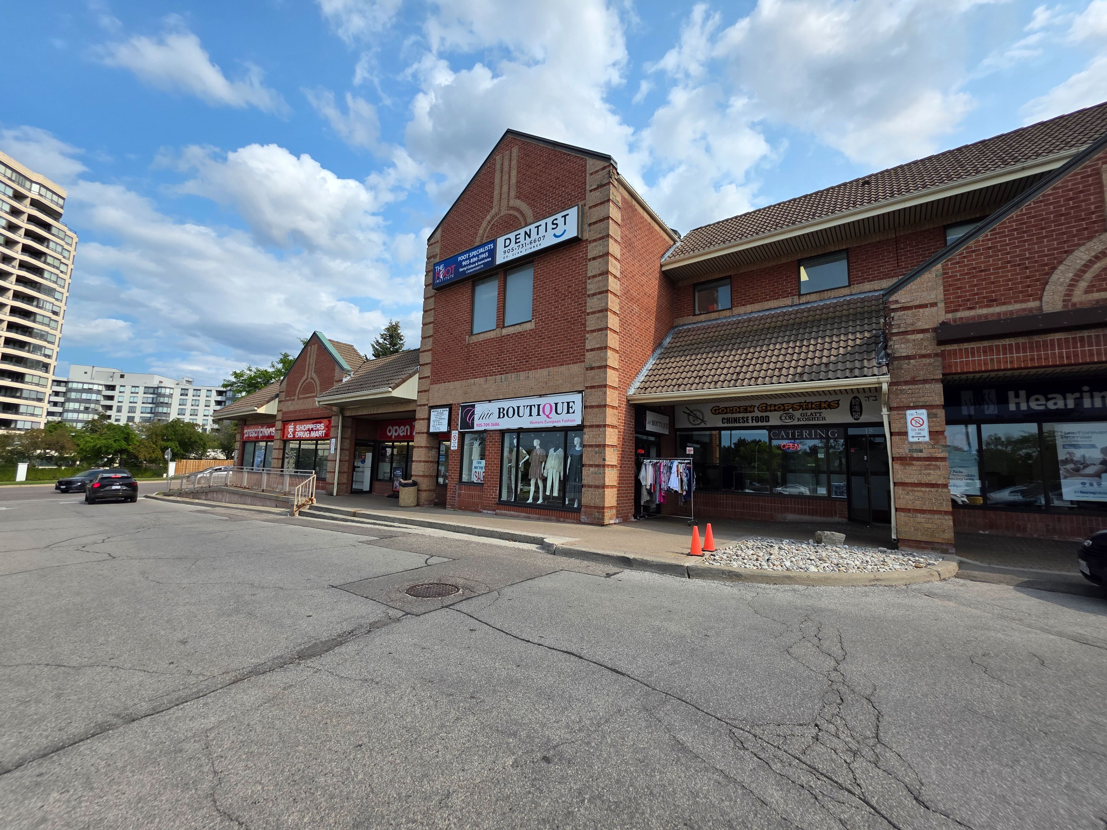 441 Clark Avenue W 16a, Vaughan, On L4j 6w7
