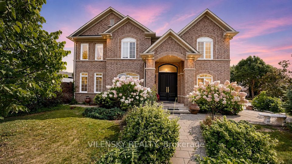 140 Marbella Road, Vaughan, On L4h 1l4