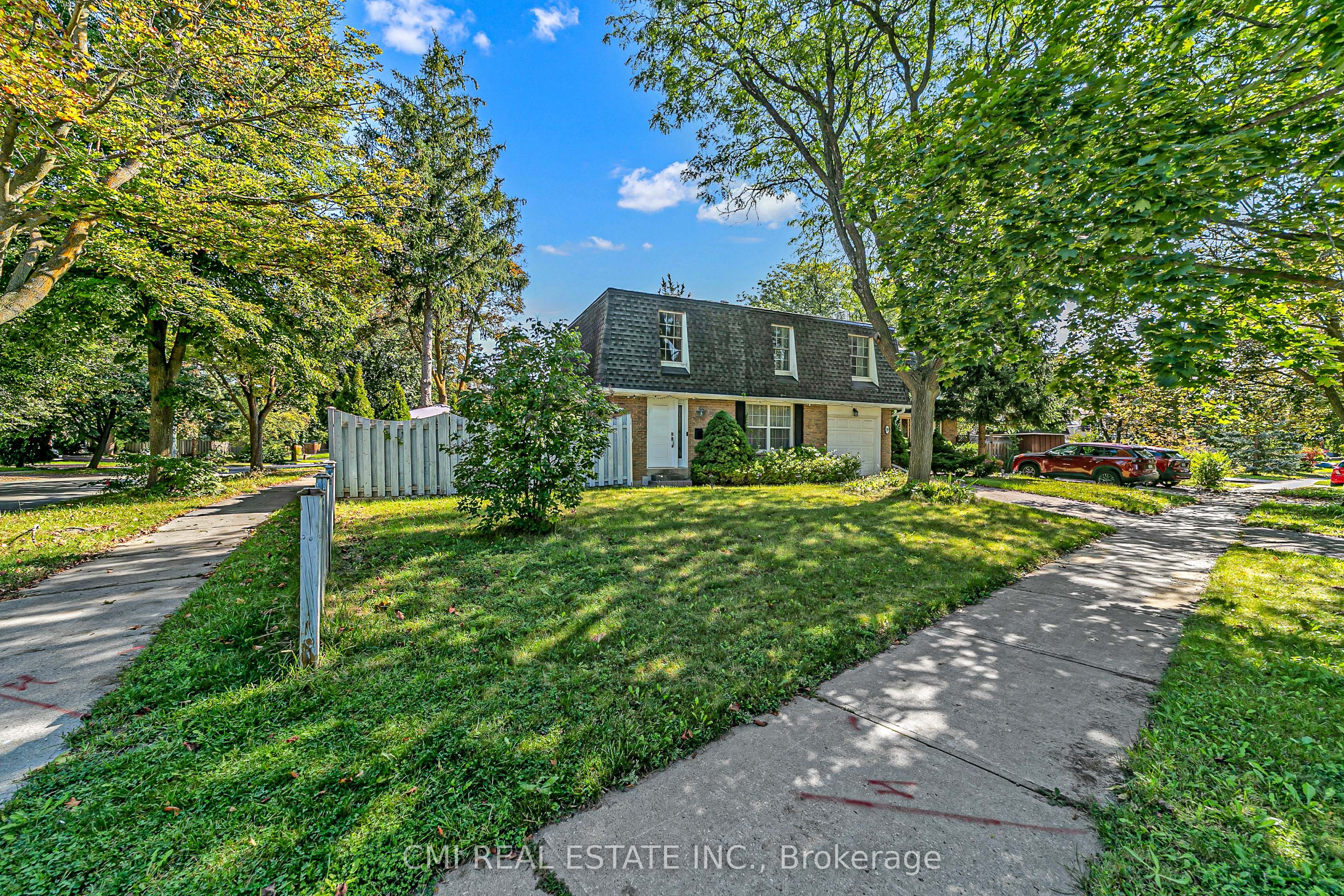 39 Brightway Crescent, Richmond Hill, On L4c 5a1