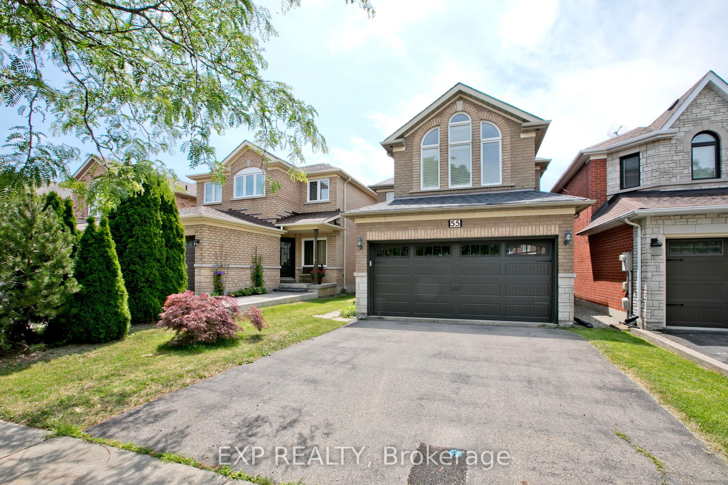 55 Sandway Crescent, Vaughan, On L6a 2m1