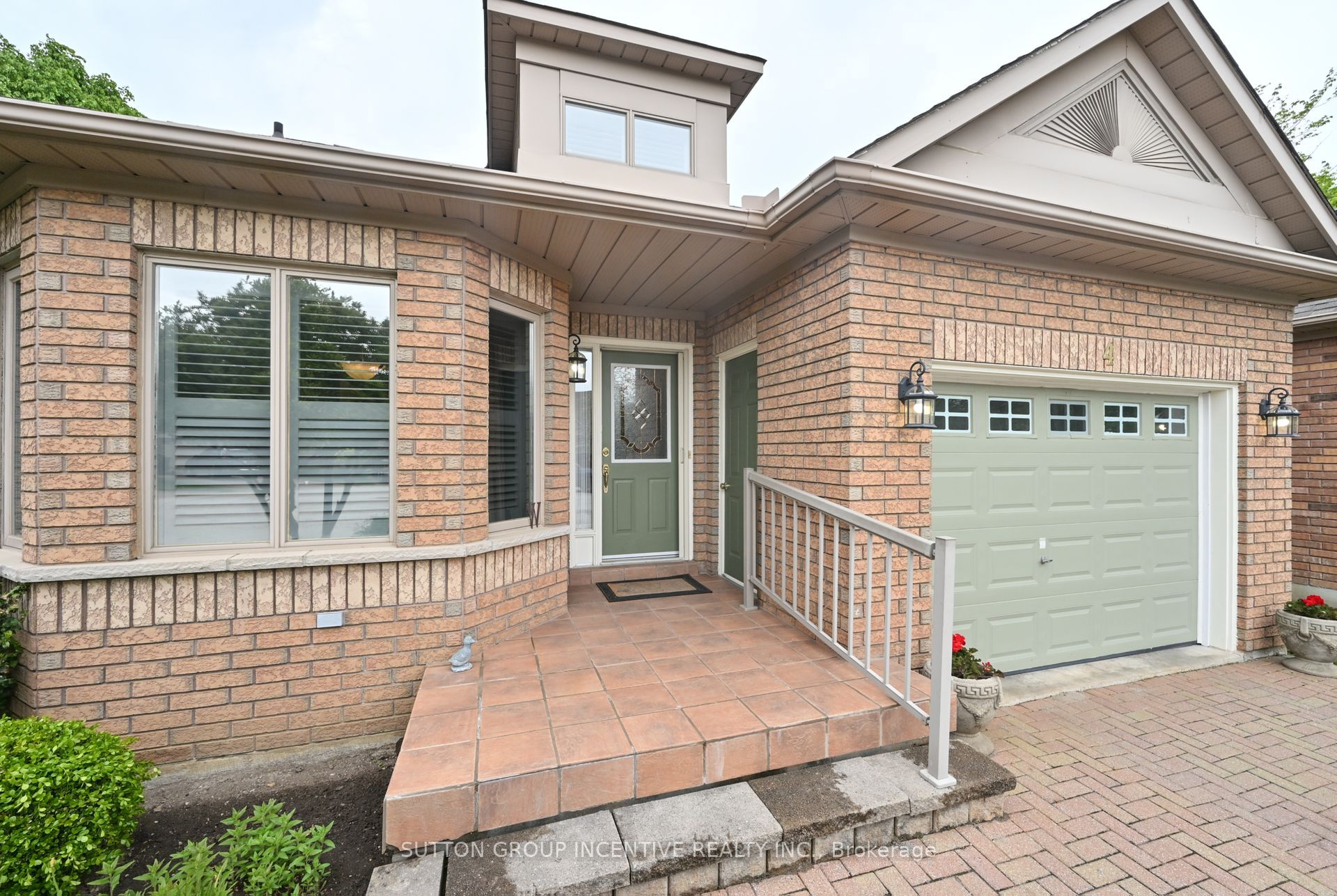 4 Belair Place, New Tecumseth, On L9r 1z1