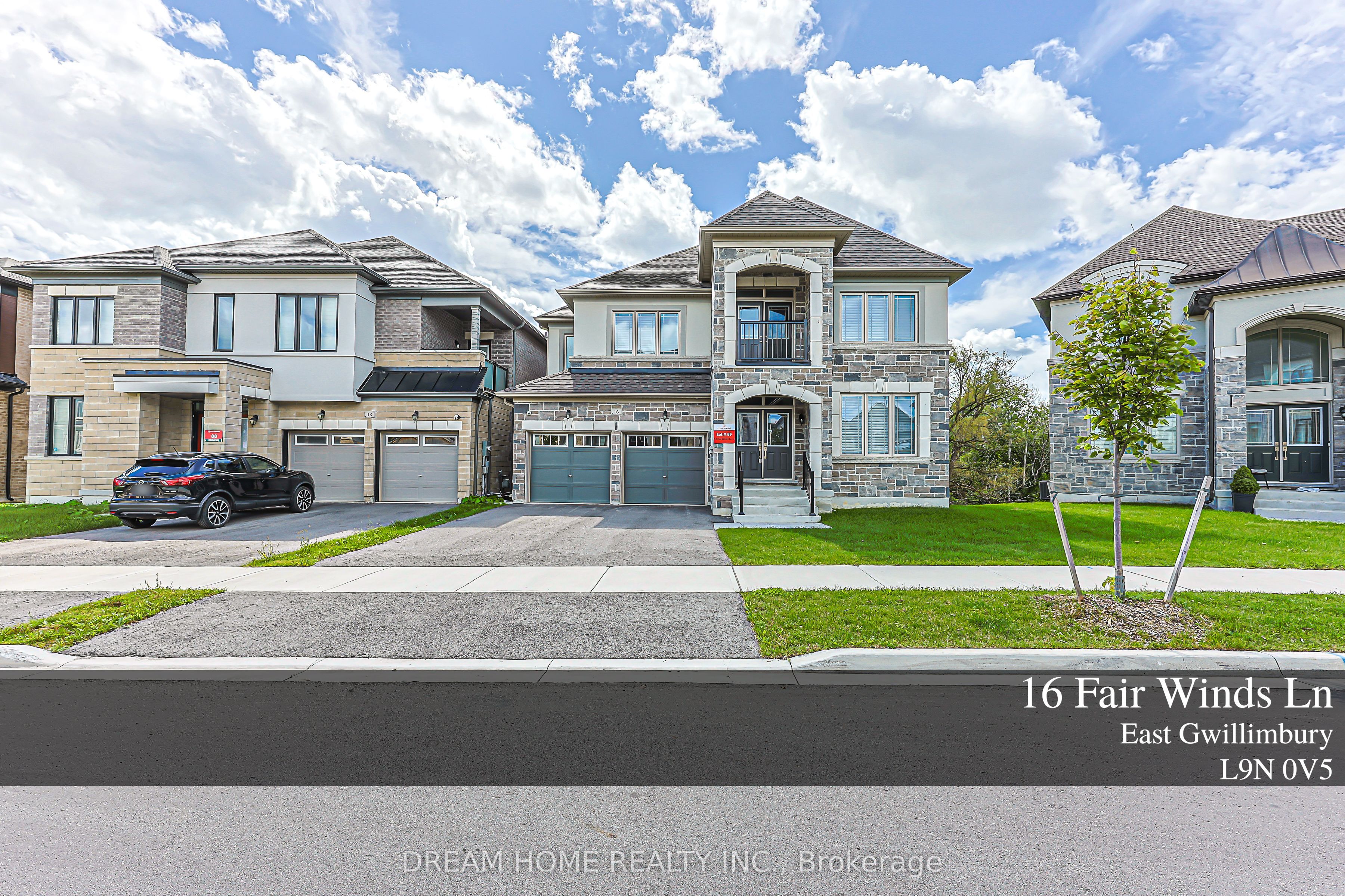 16 Fair Winds Lane, East Gwillimbury, On L9n 0v5