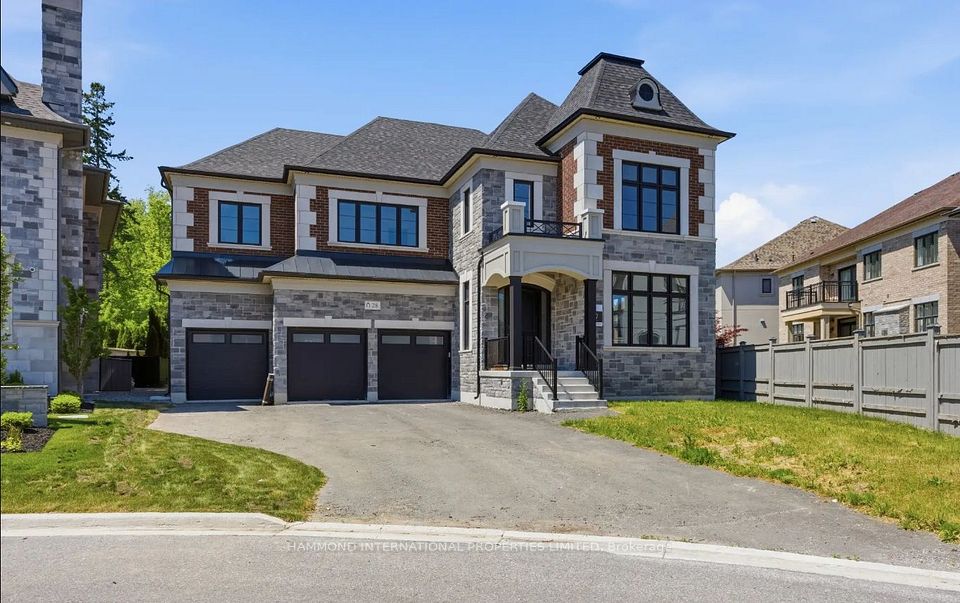28 Little Celeste Court, Vaughan, On L6a 4z7