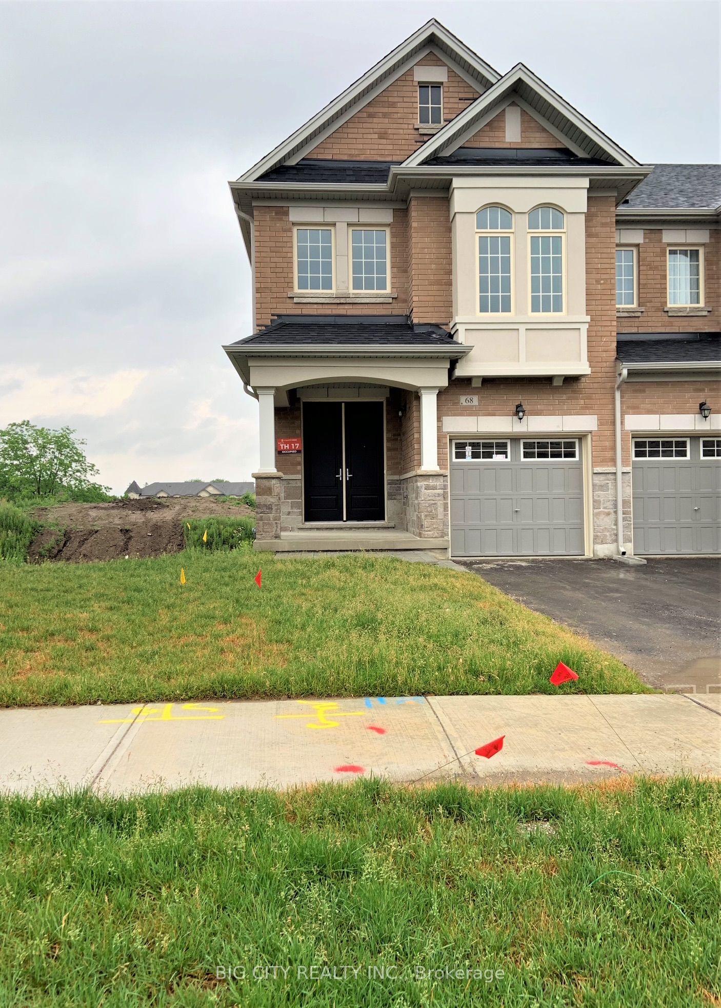 68 Drizzel Crescent, Richmond Hill, On L4e 1g8