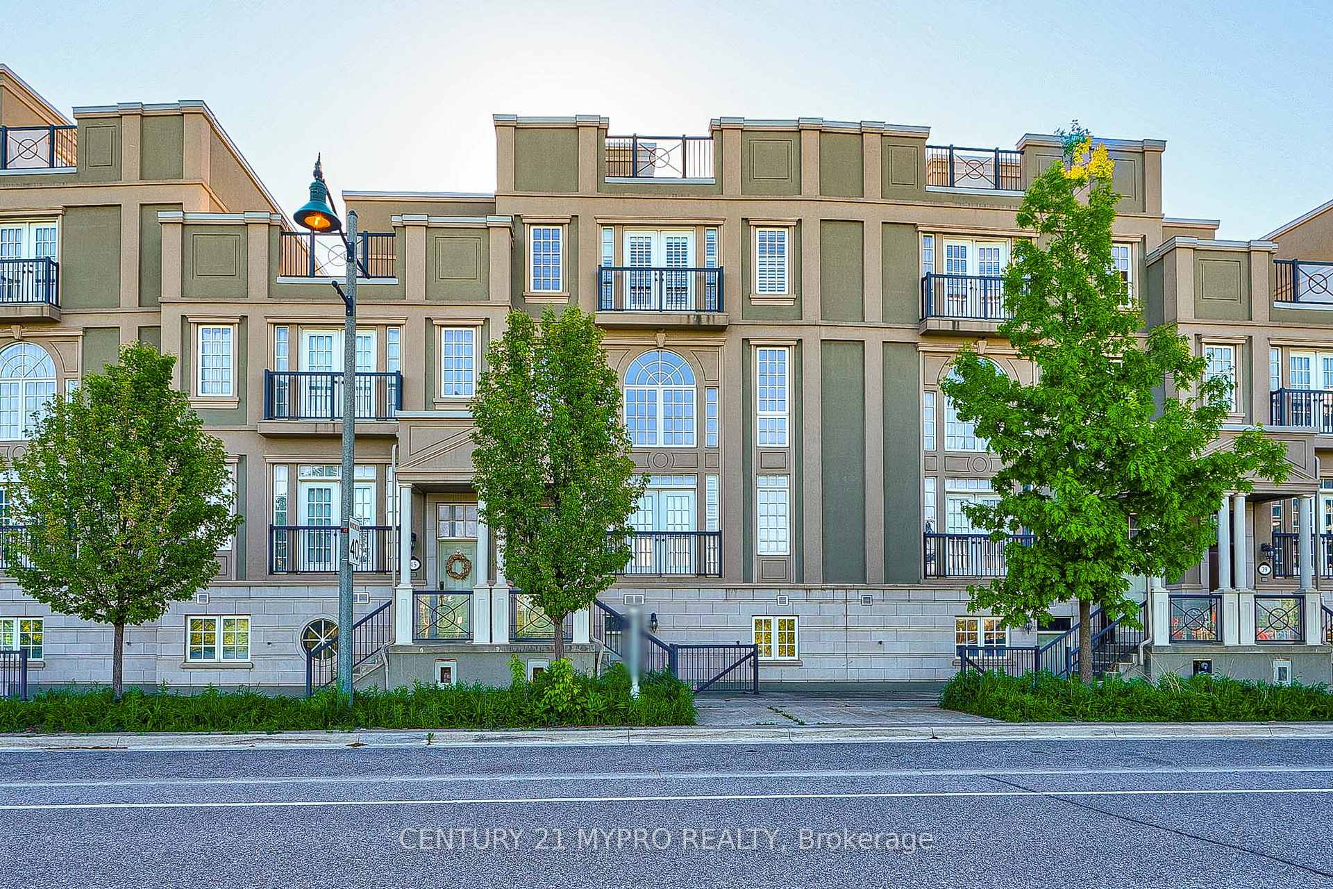 43 Rouge Valley Drive, Markham, On L6g 0c1