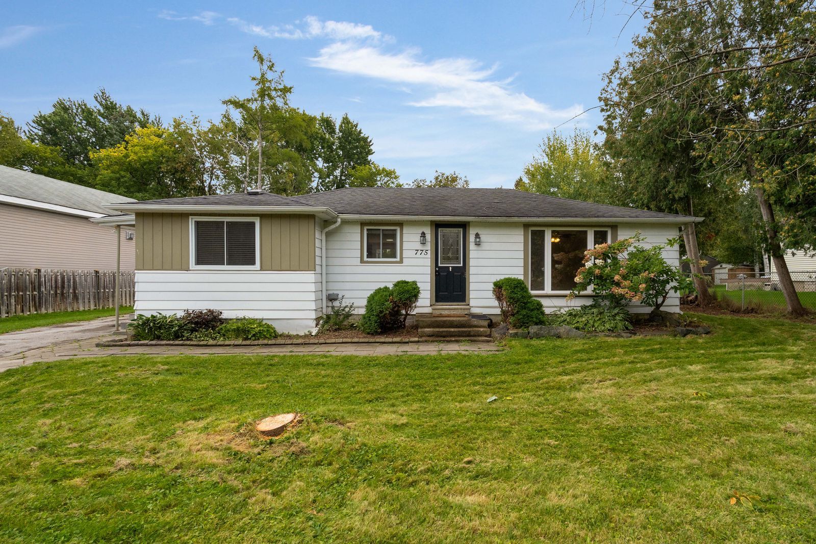 775 James Street, Innisfil, On L9s 2g6