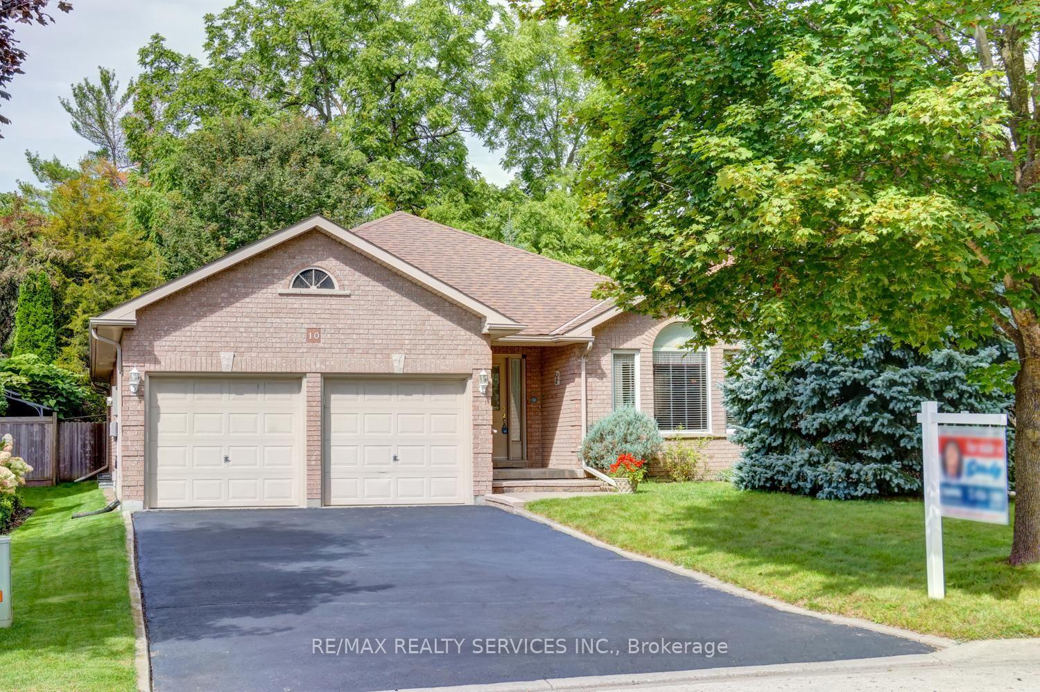 10 Brent Road, East Gwillimbury, On L9n 1r9
