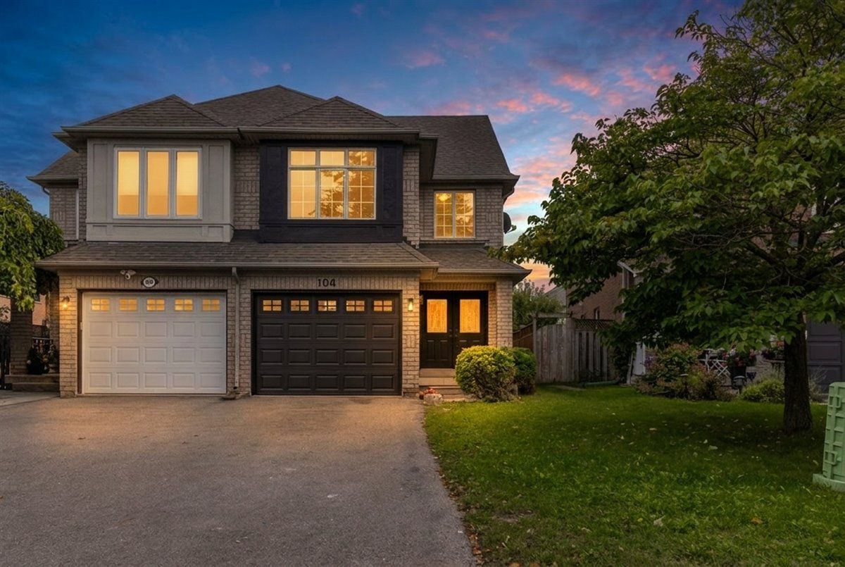 104 Echo Ridge Crescent, Vaughan, On L4h 2k1