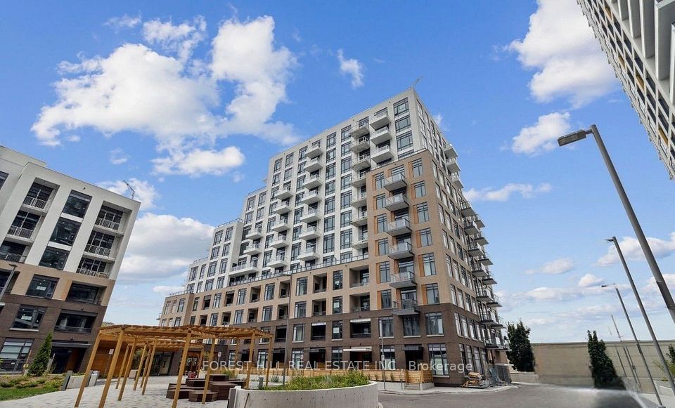 8 Beverley Glen Boulevard C904, Vaughan, On L4j 0l5