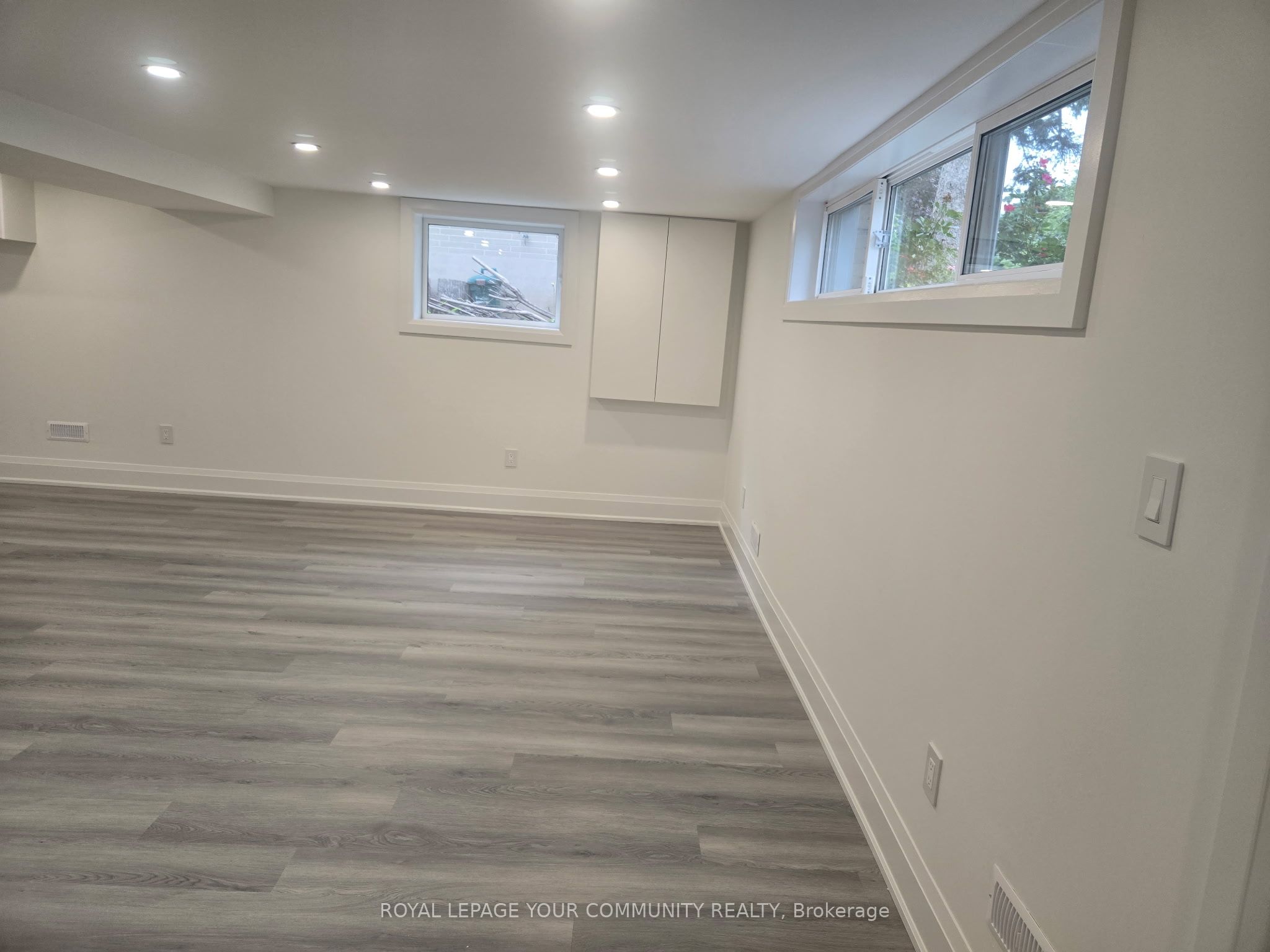 19 Beaverton Road S, Richmond Hill, On L4c 2h5