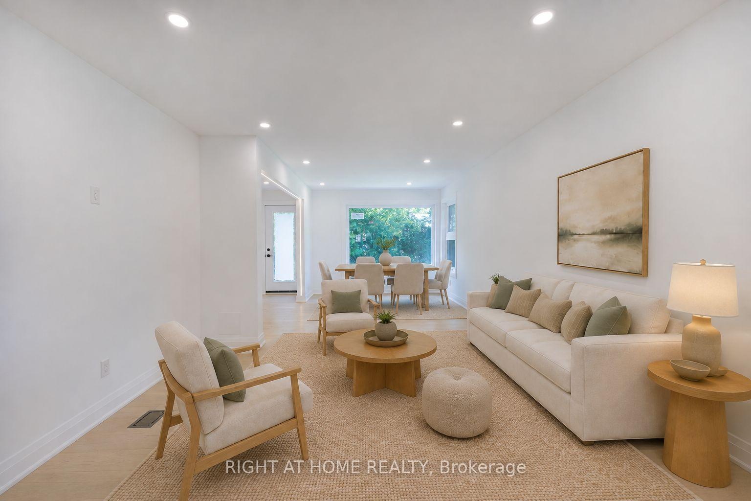 30 Morton Avenue, East Gwillimbury, On L0g 1v0