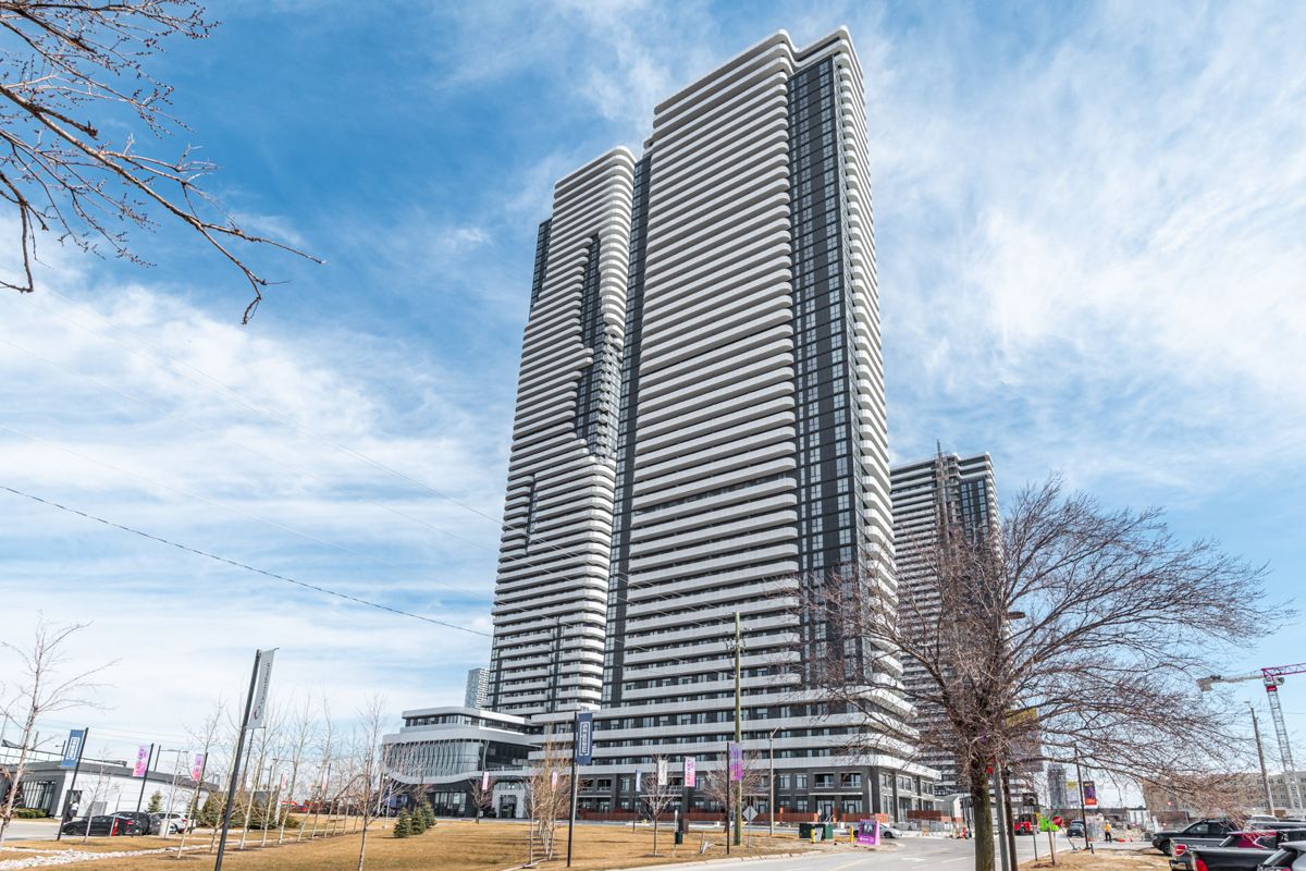 225 Commerce Street 1802, Vaughan, On L4k 5z7