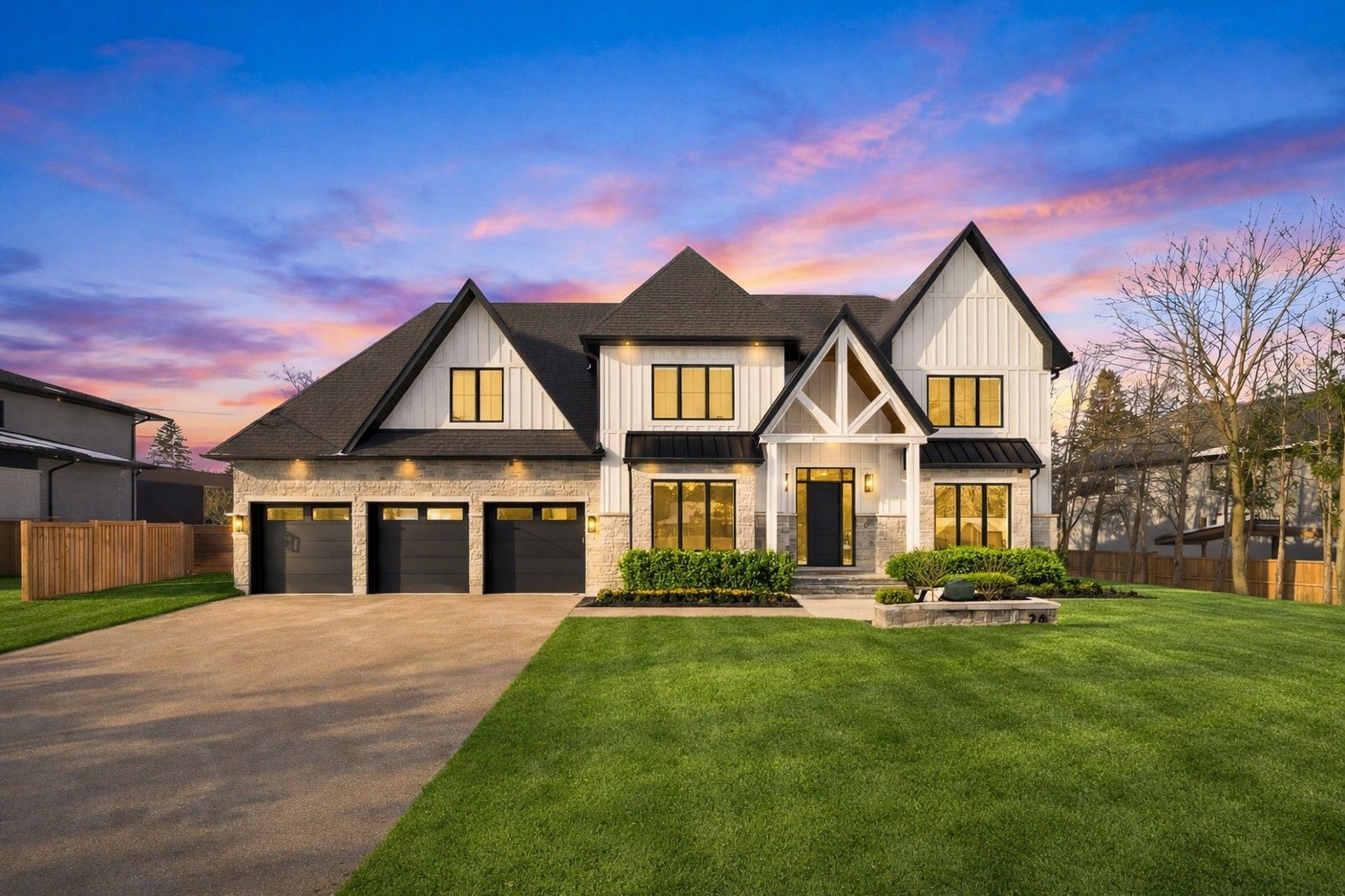 26 Royal Avenue, King, On L0g 1n0