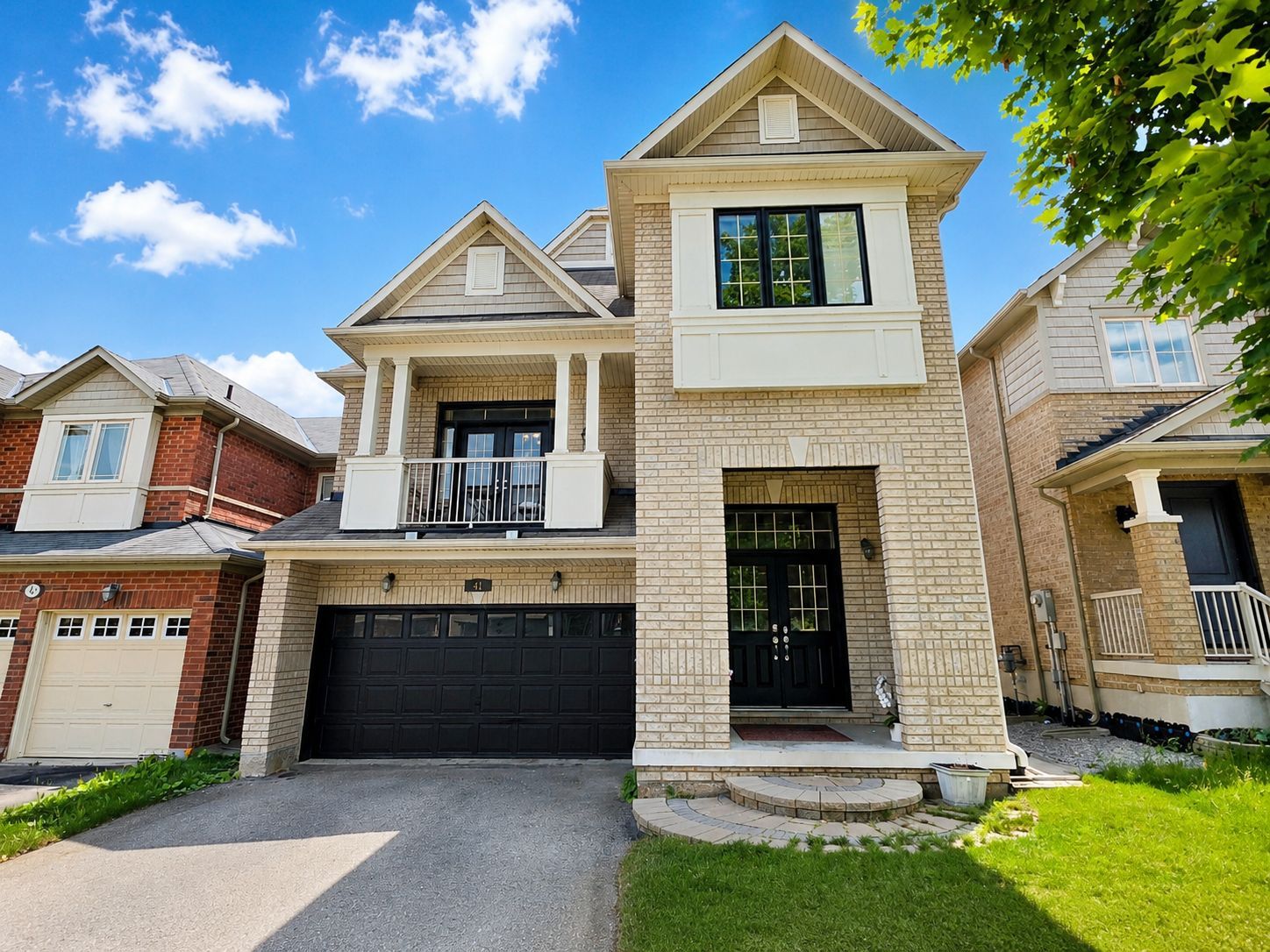 41 Mansard Drive, Richmond Hill, On L4e 0l7