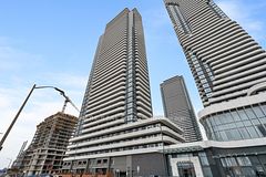 28 Interchange Way 1916, Vaughan, On L4k 5w3